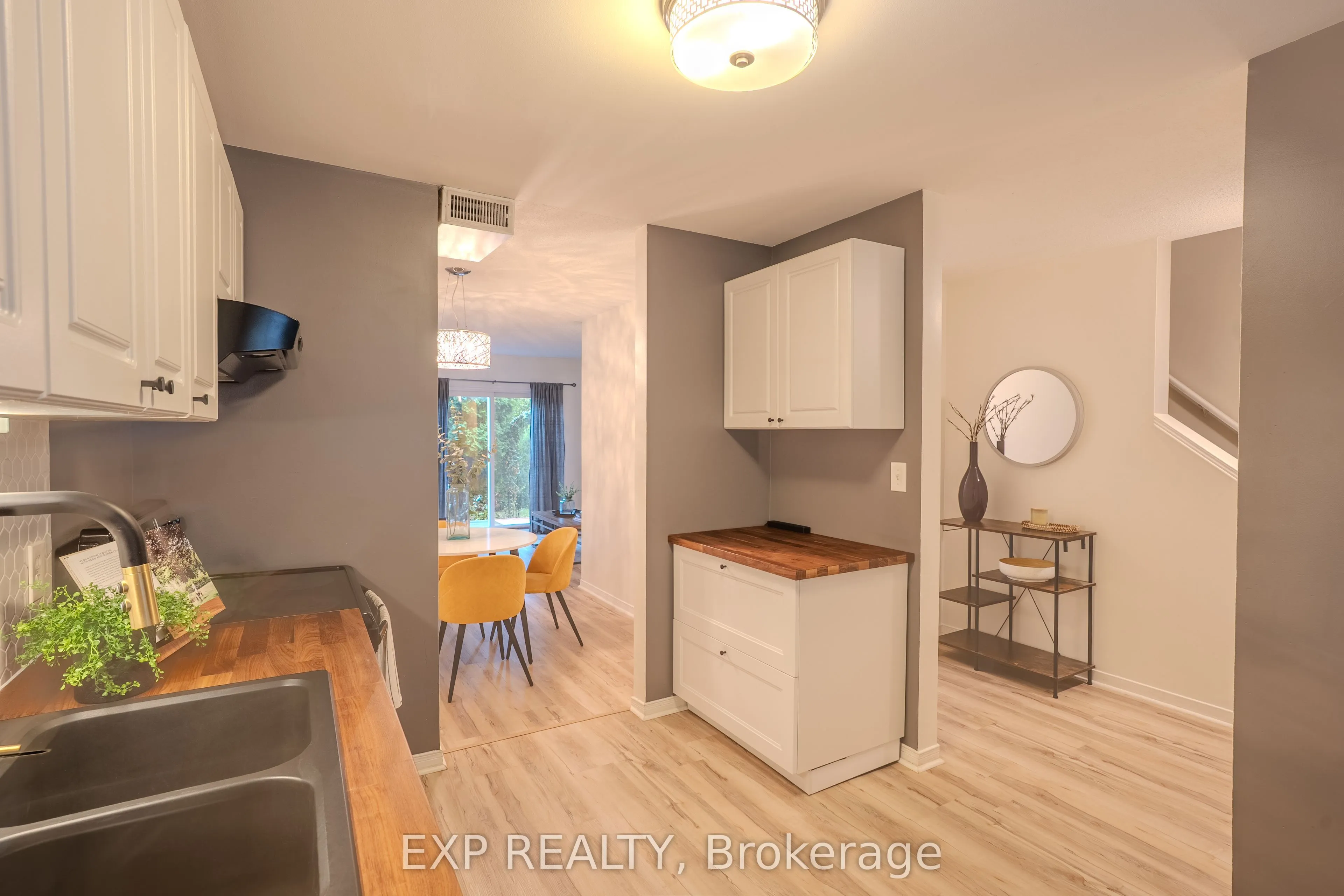 38 Elma Street, #8