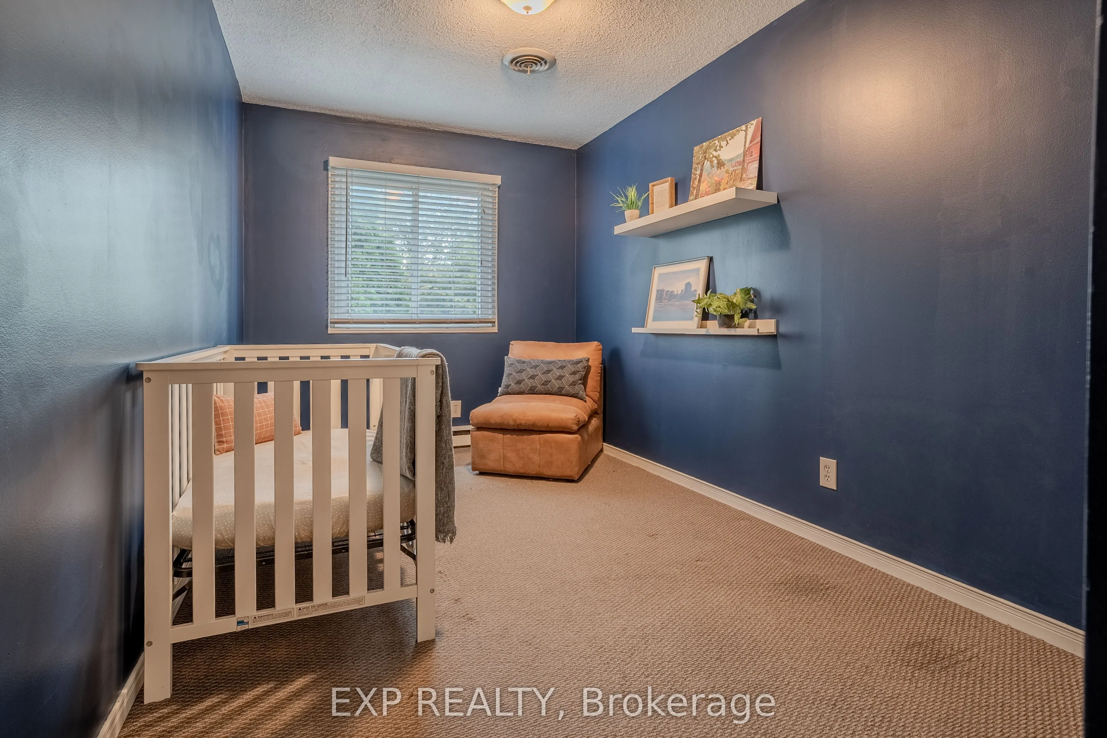 38 Elma Street, #8