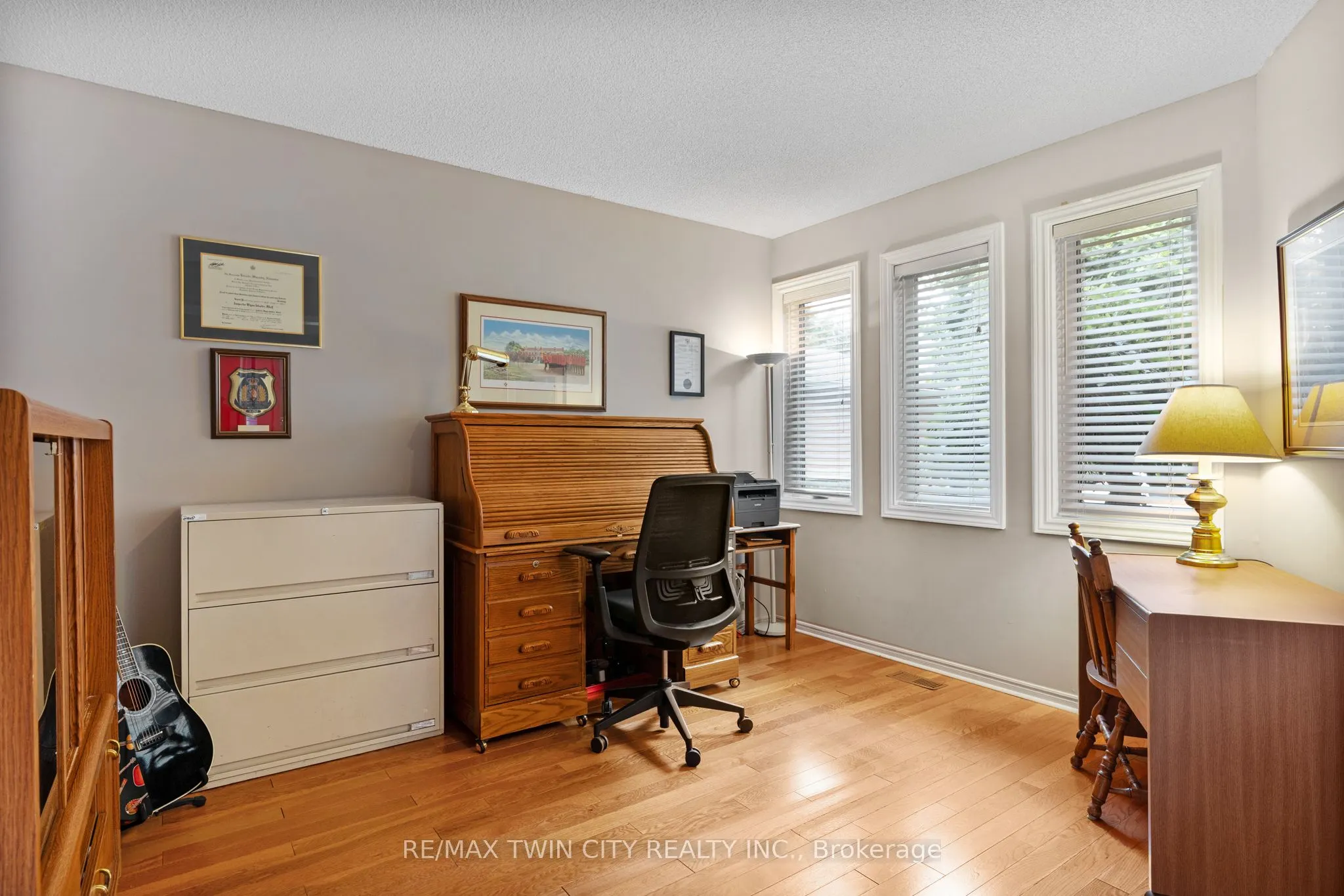 20 Anglerock Drive