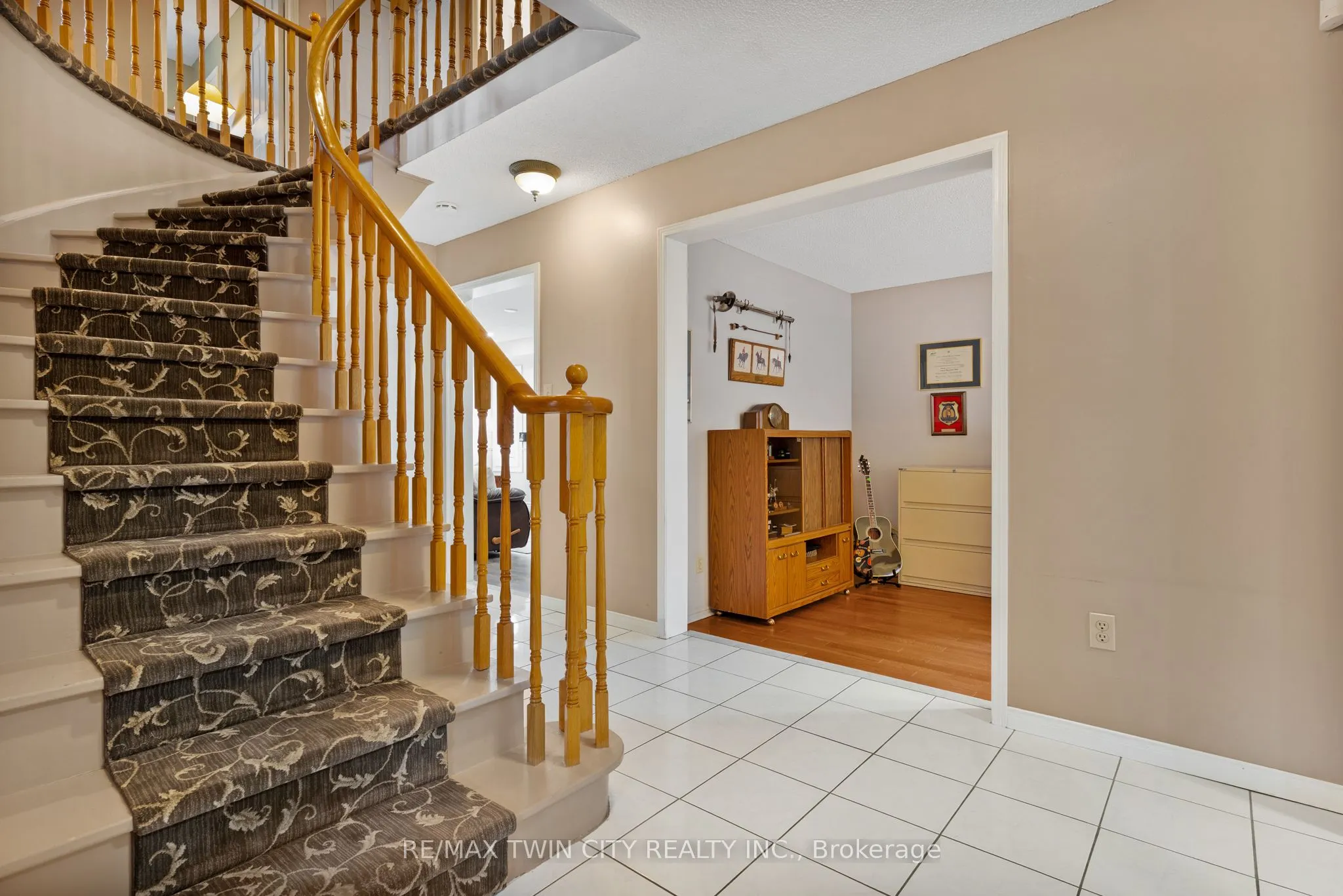 20 Anglerock Drive
