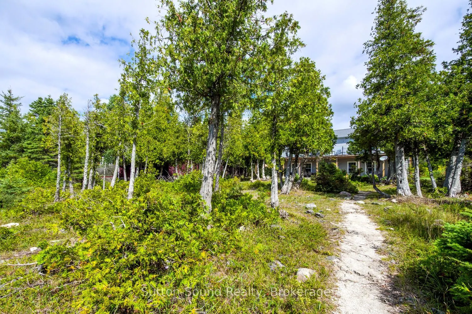 682 Dorcas Bay Road