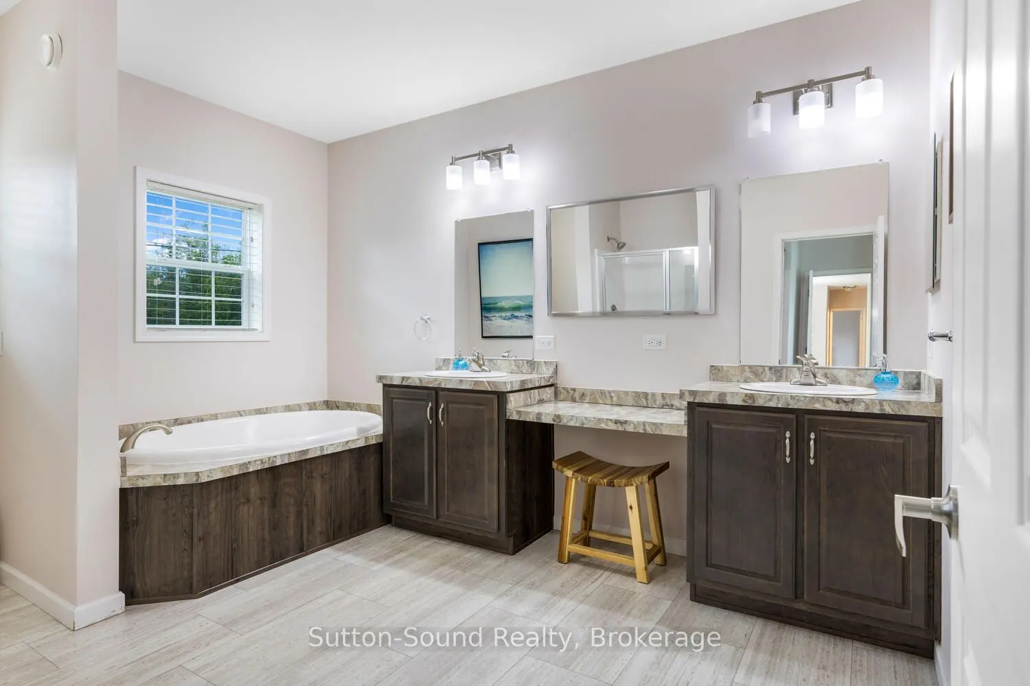682 Dorcas Bay Road