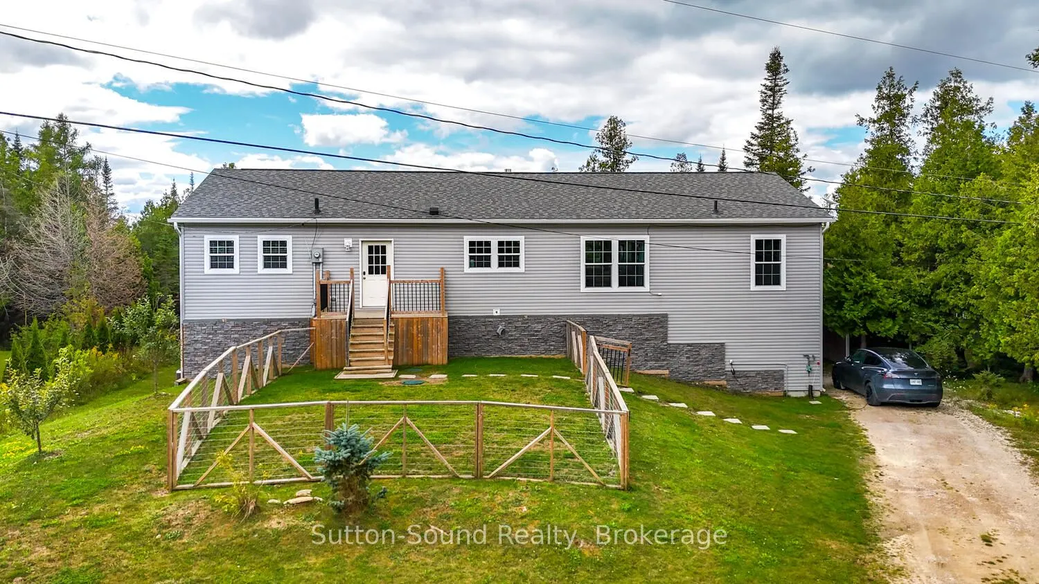 682 Dorcas Bay Road