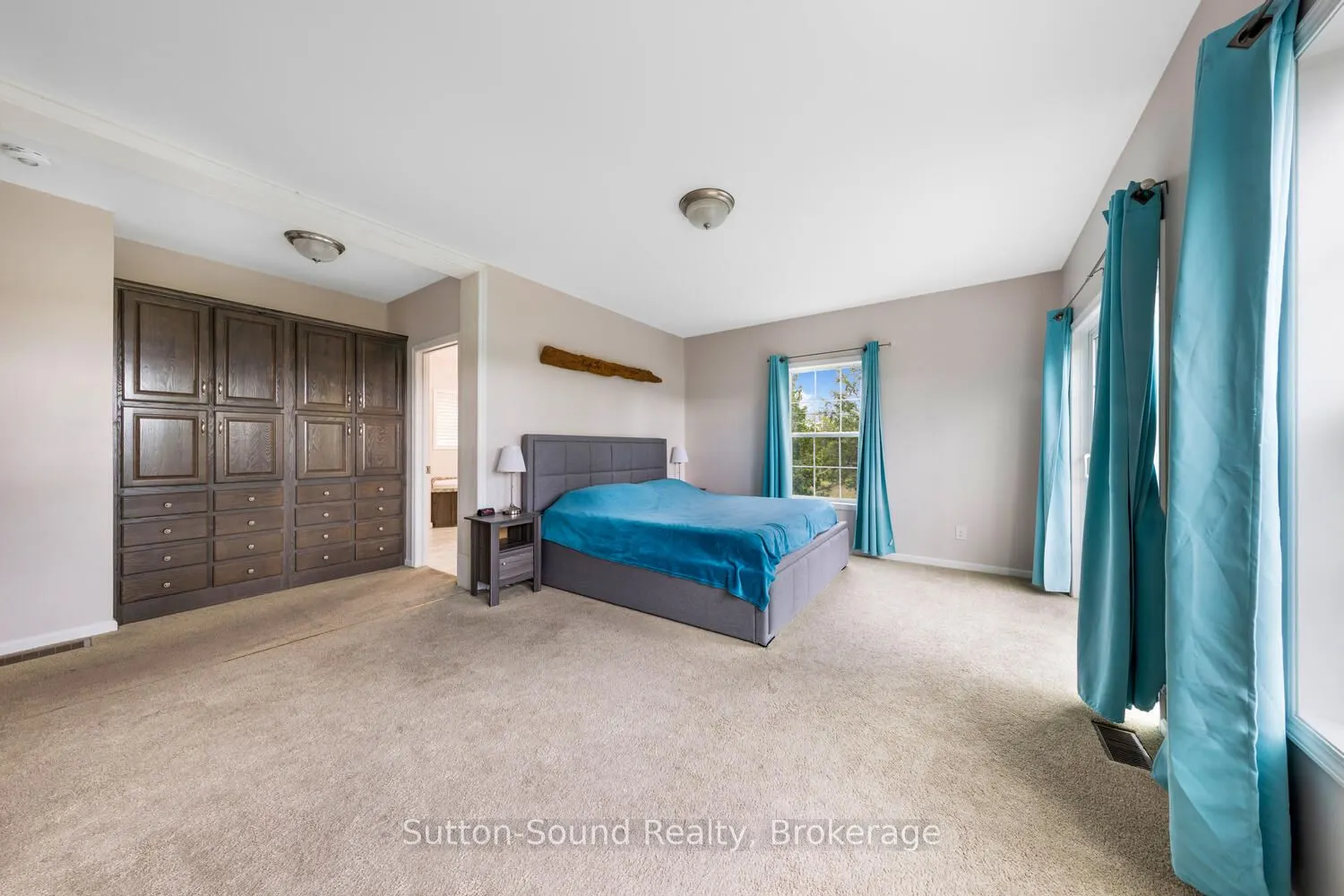 682 Dorcas Bay Road