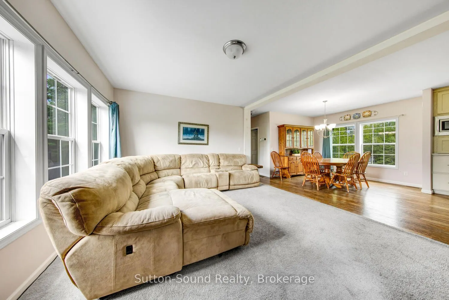682 Dorcas Bay Road