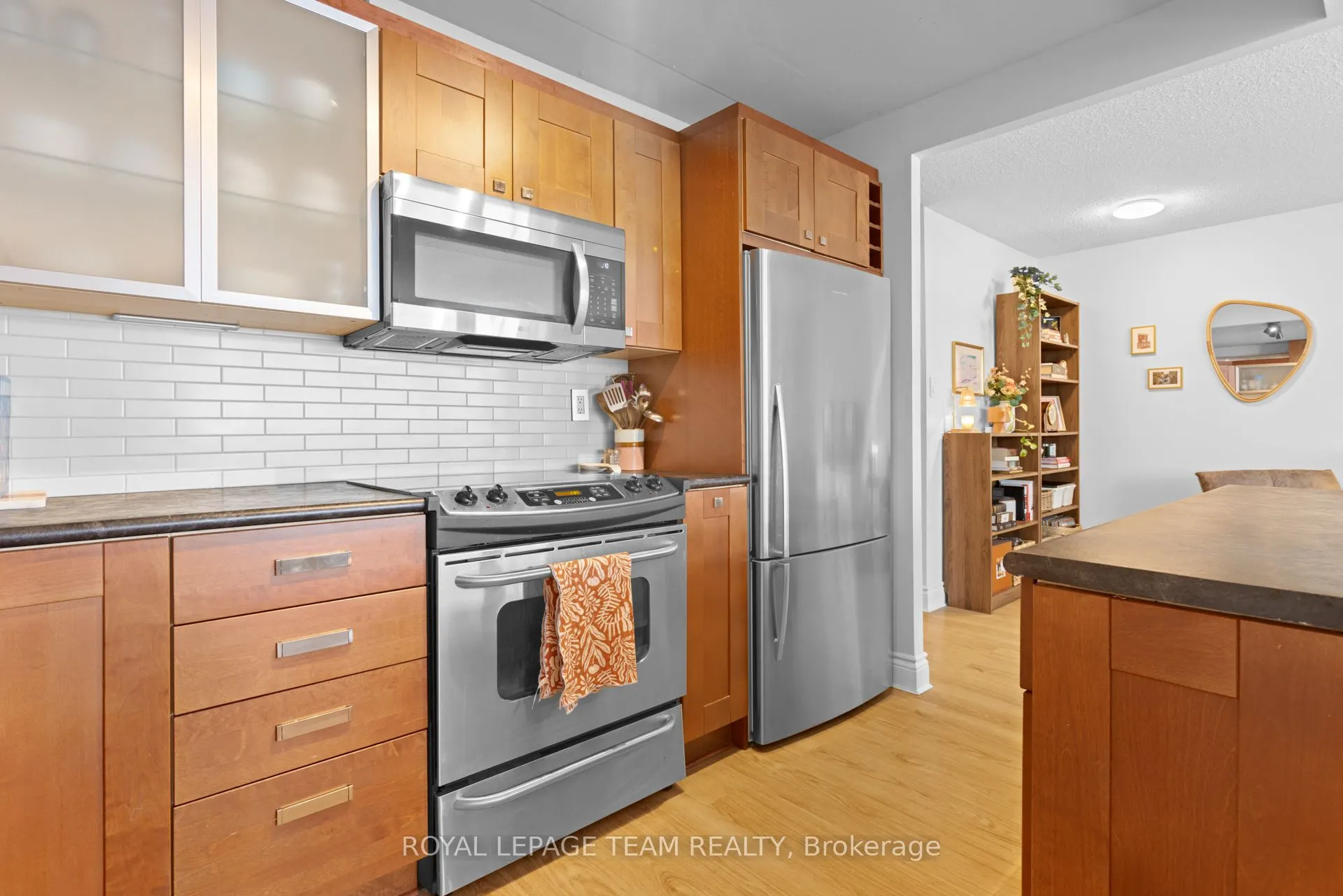 141 Somerset Street W, #503