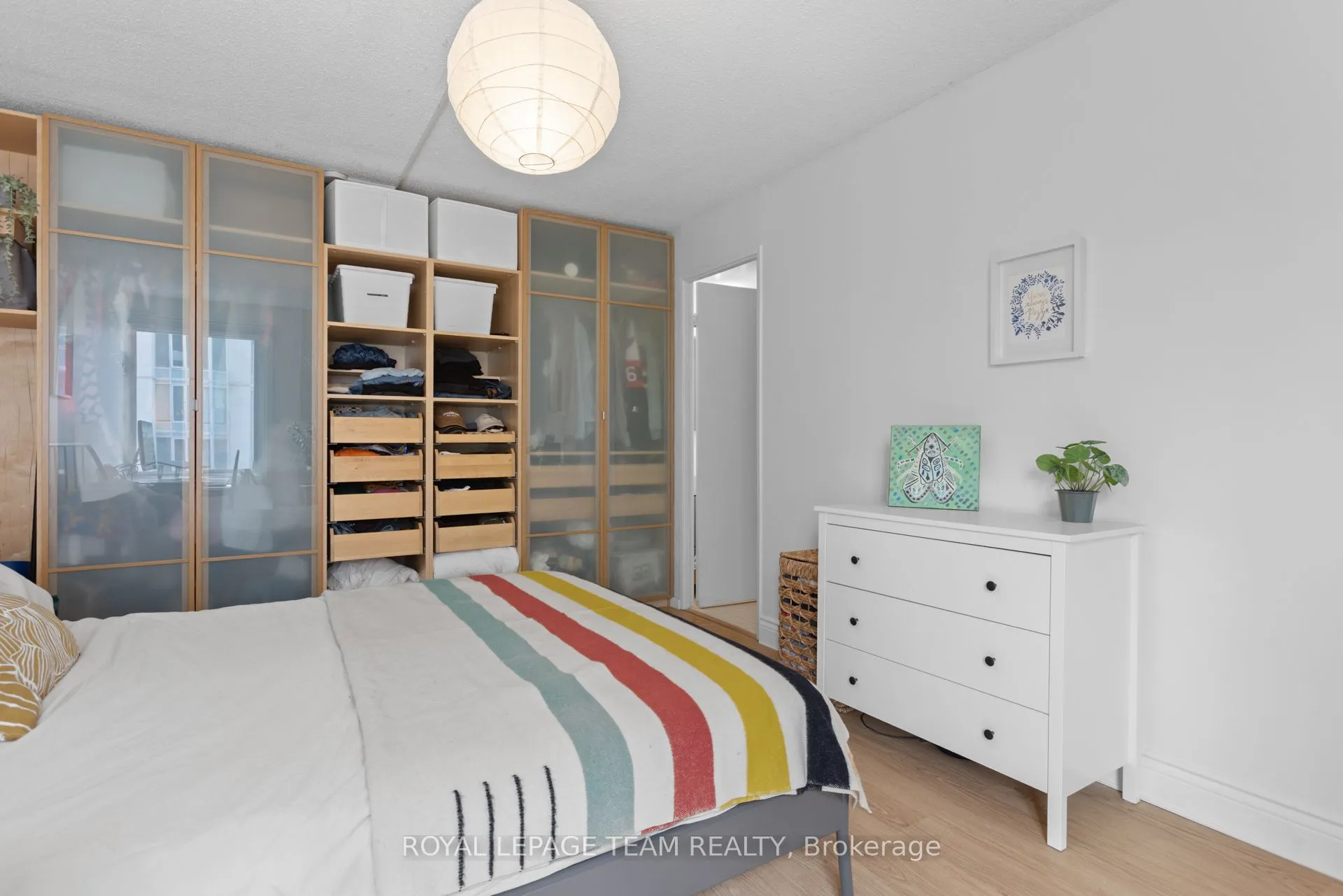 141 Somerset Street W, #503