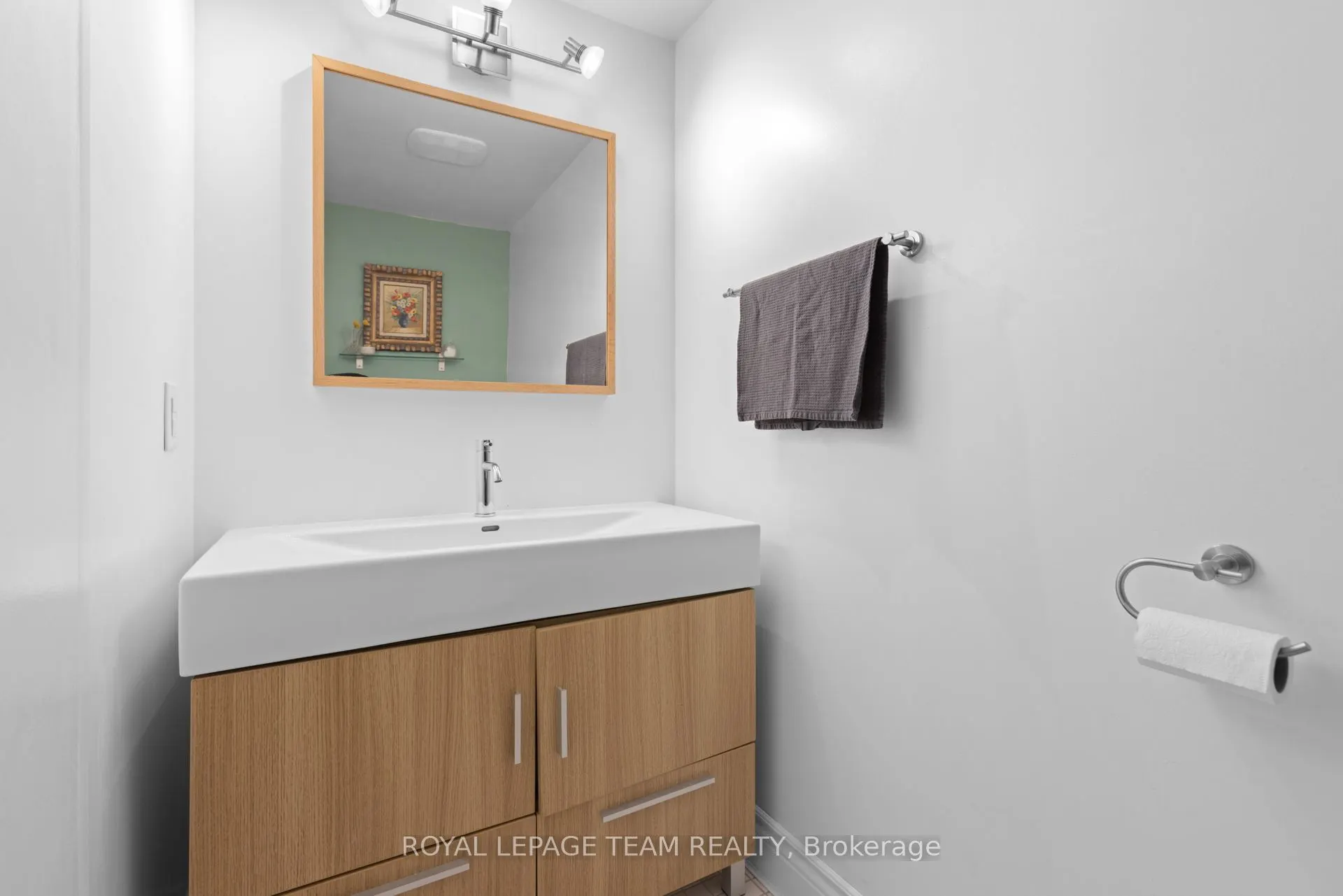 141 Somerset Street W, #503