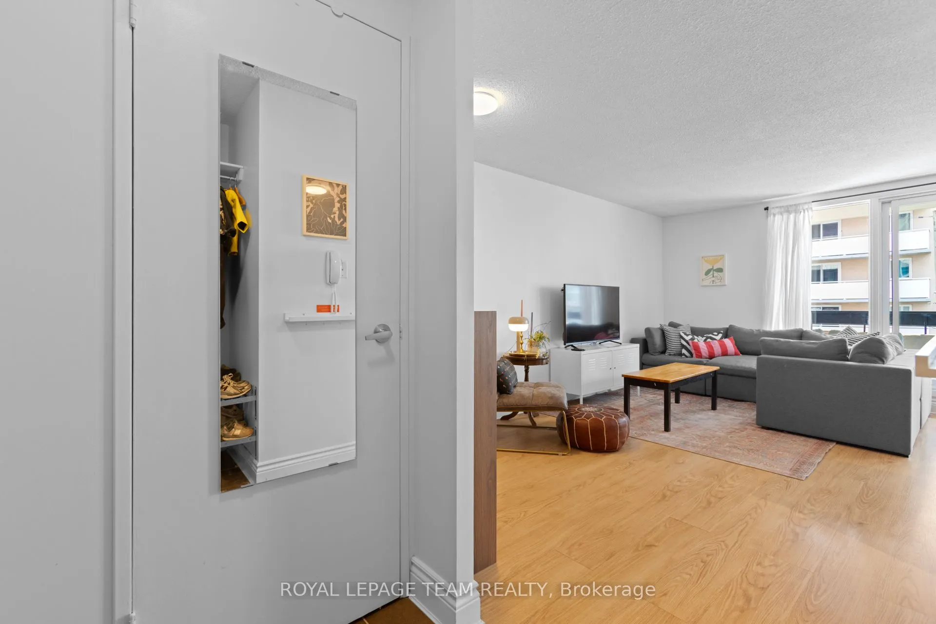 141 Somerset Street W, #503