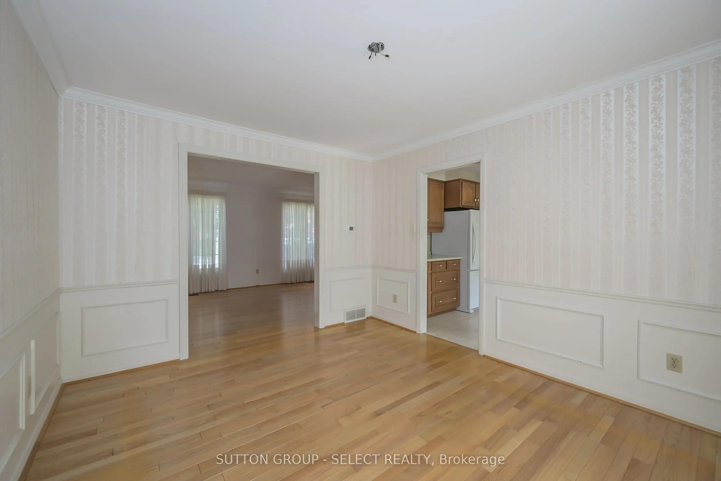 11 TANGLEWOOD Avenue