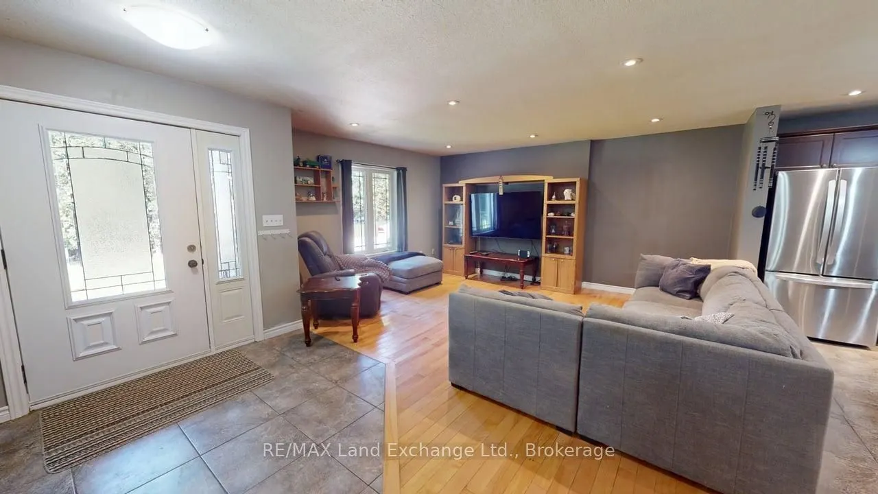 90806 Driftwood Beach Road