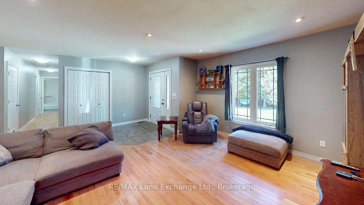 90806 Driftwood Beach Road