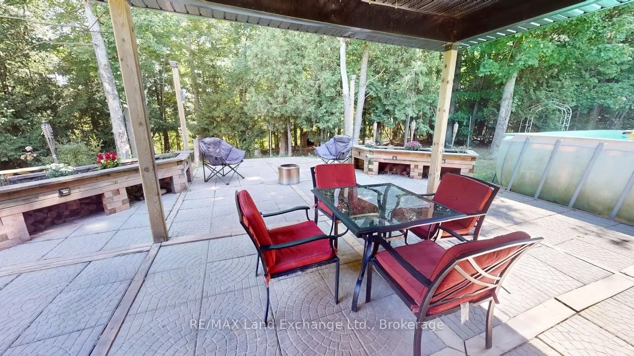 90806 Driftwood Beach Road
