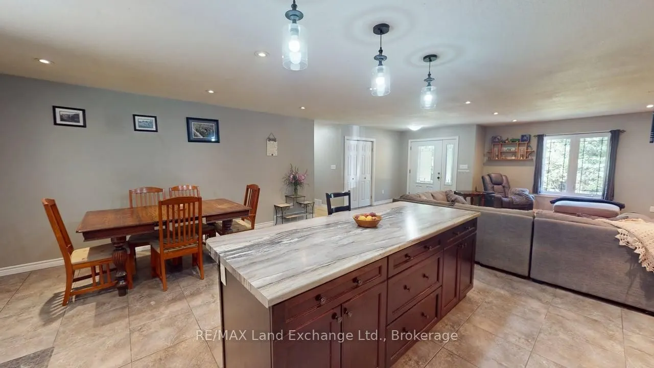90806 Driftwood Beach Road