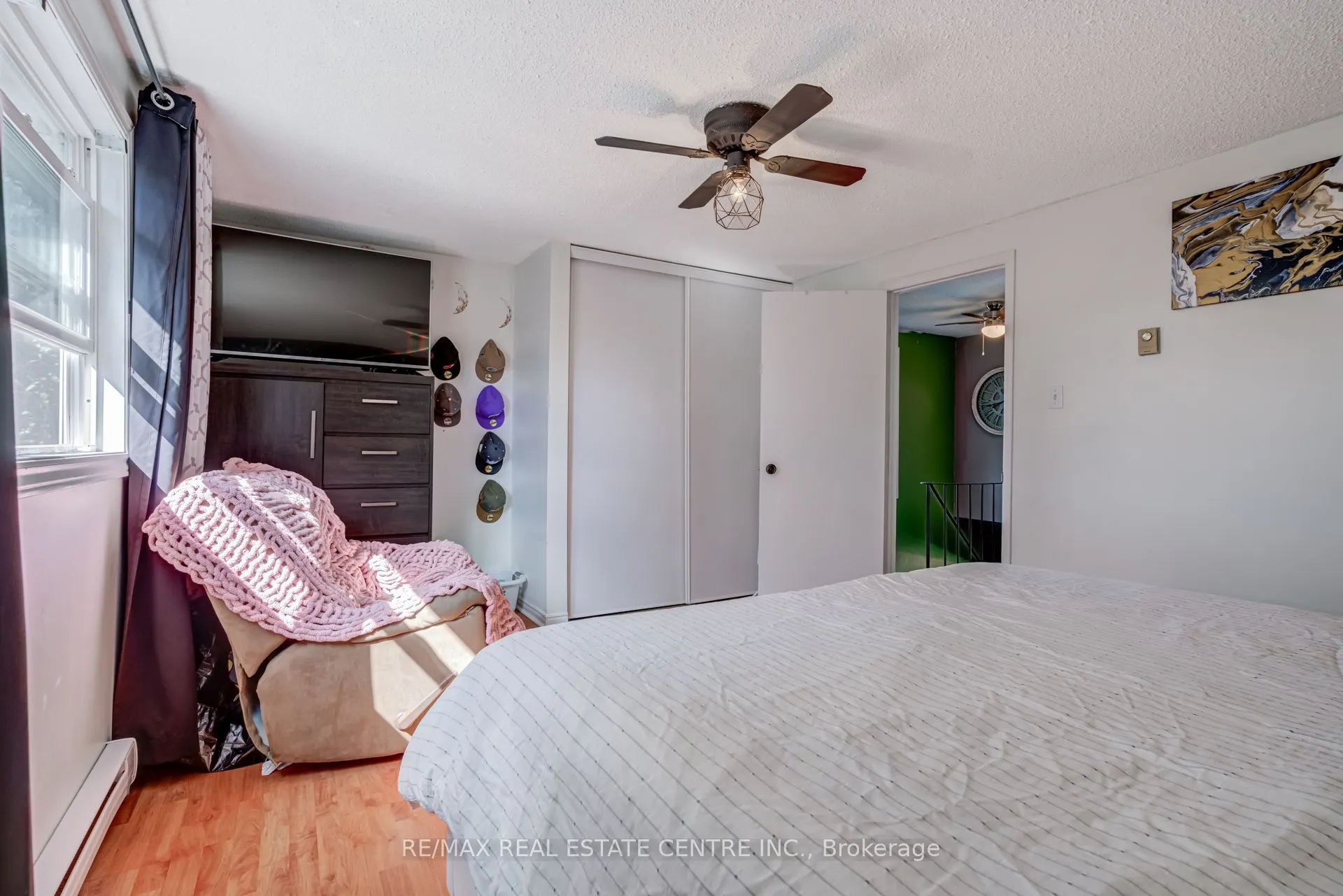521 Pineview Gardens