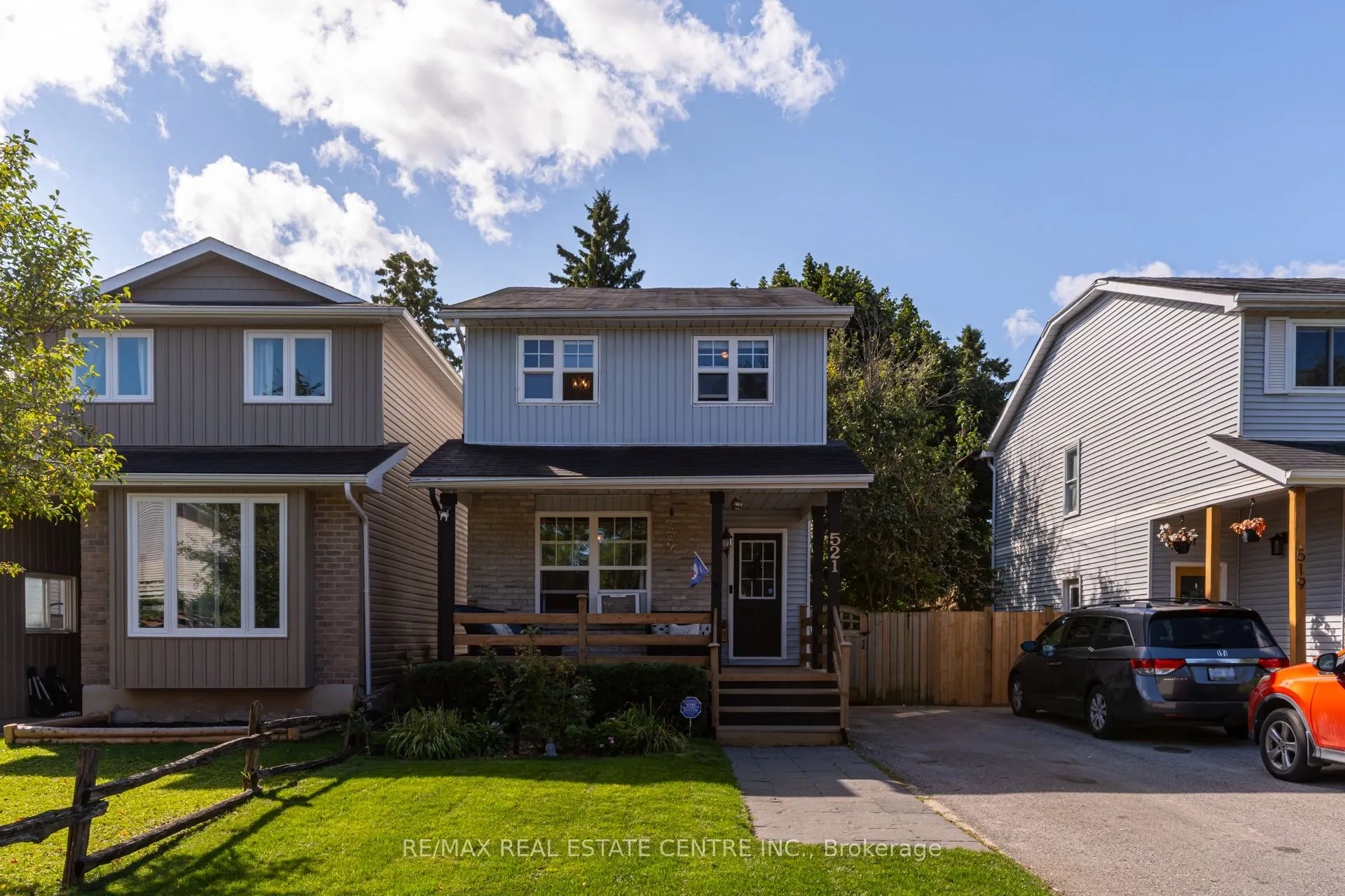 521 Pineview Gardens