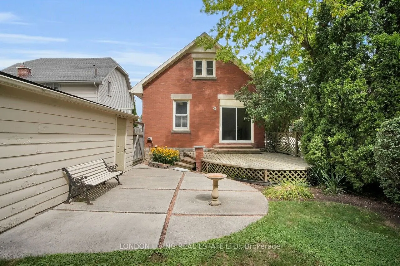 111 Garfield Avenue