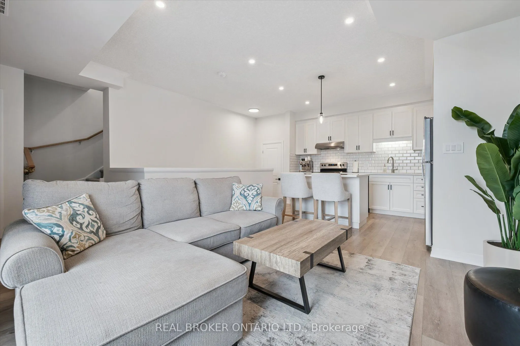 142 FOAMFLOWER Place, #35