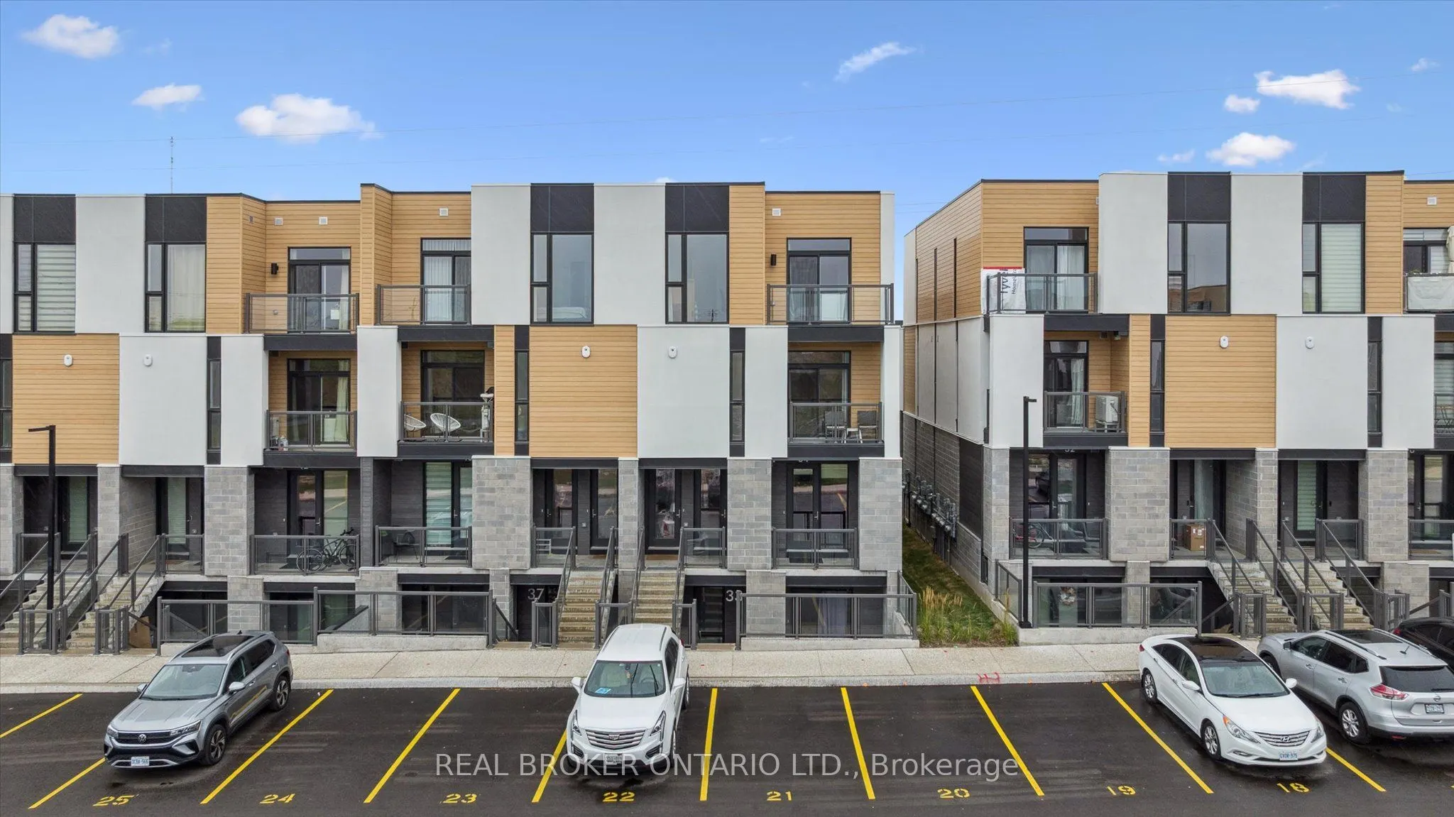 142 FOAMFLOWER Place, #35
