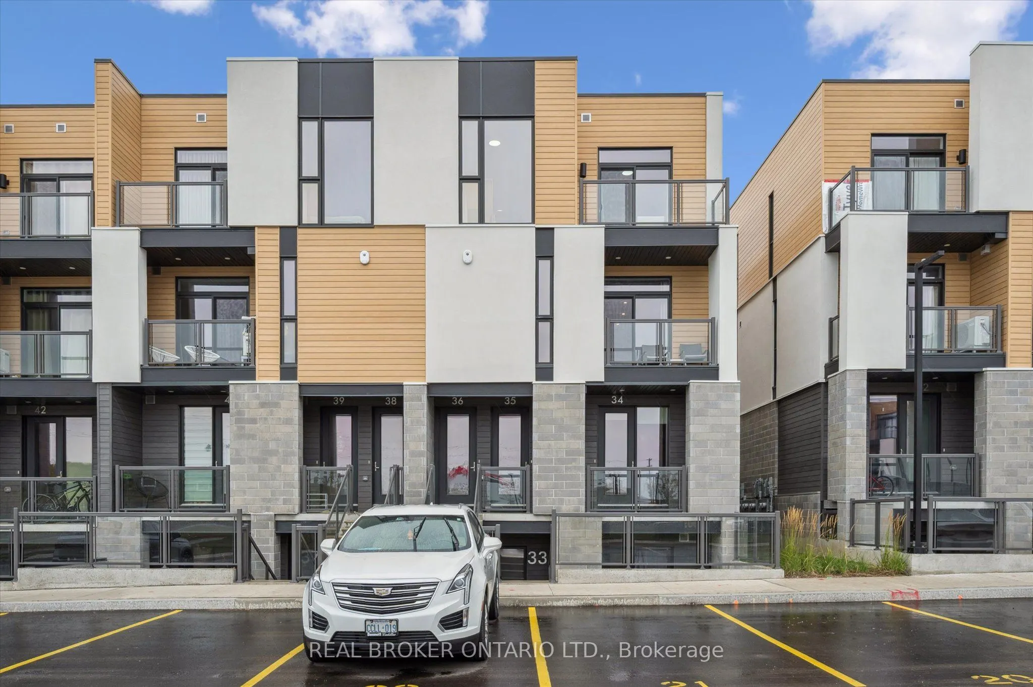 142 FOAMFLOWER Place, #35