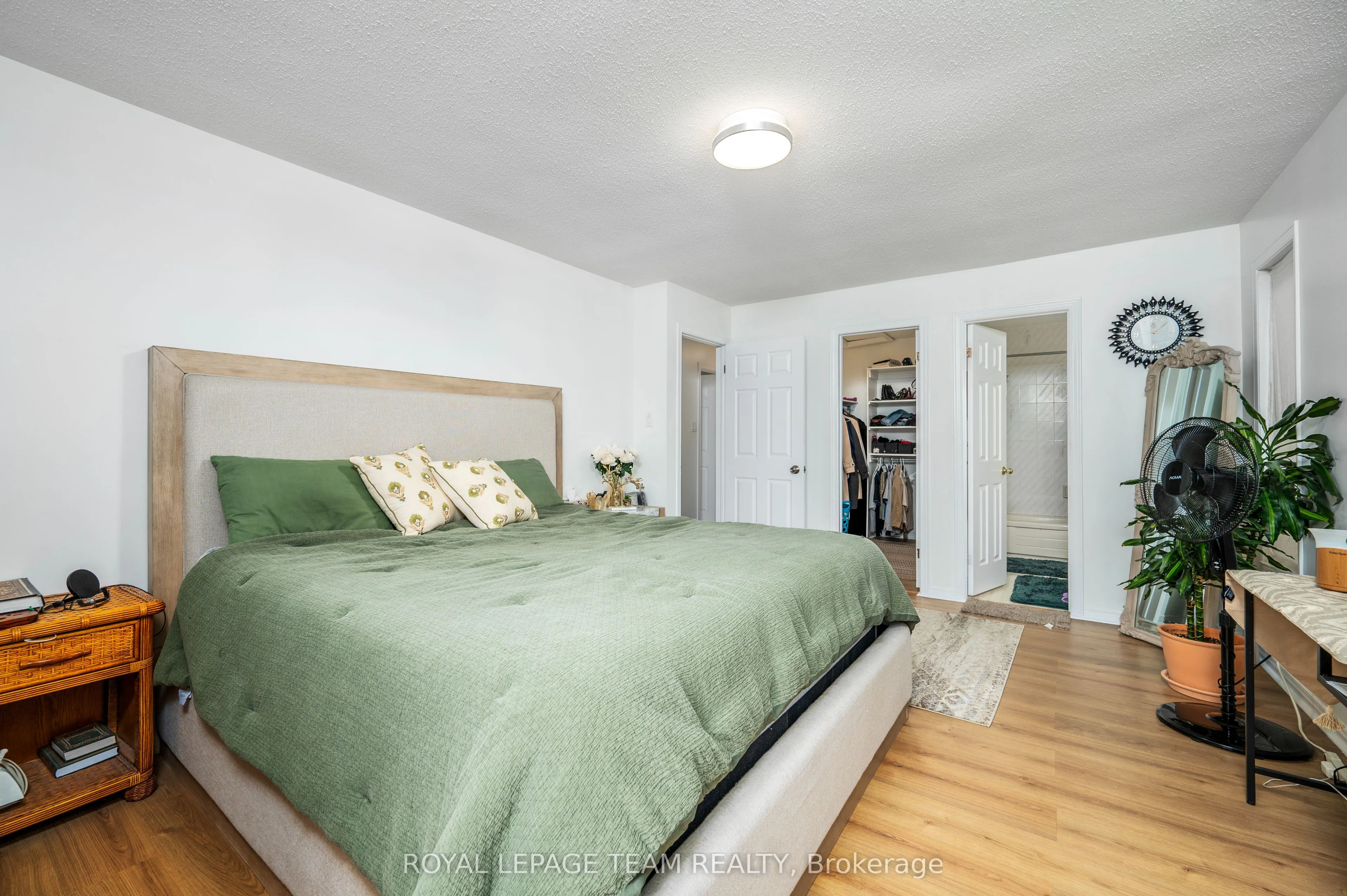 53 Havenhurst Crescent