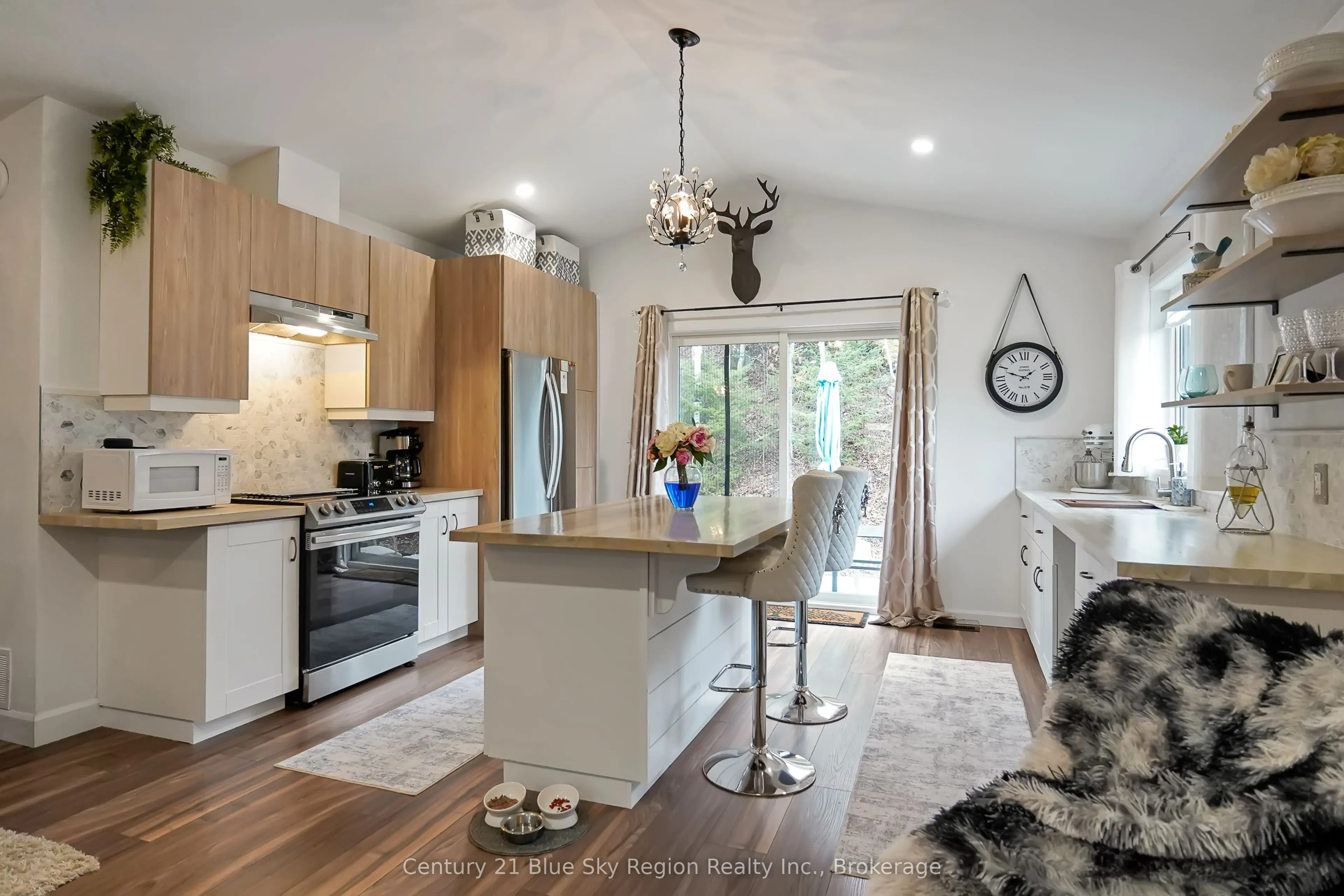 104 GREENWOOD Drive