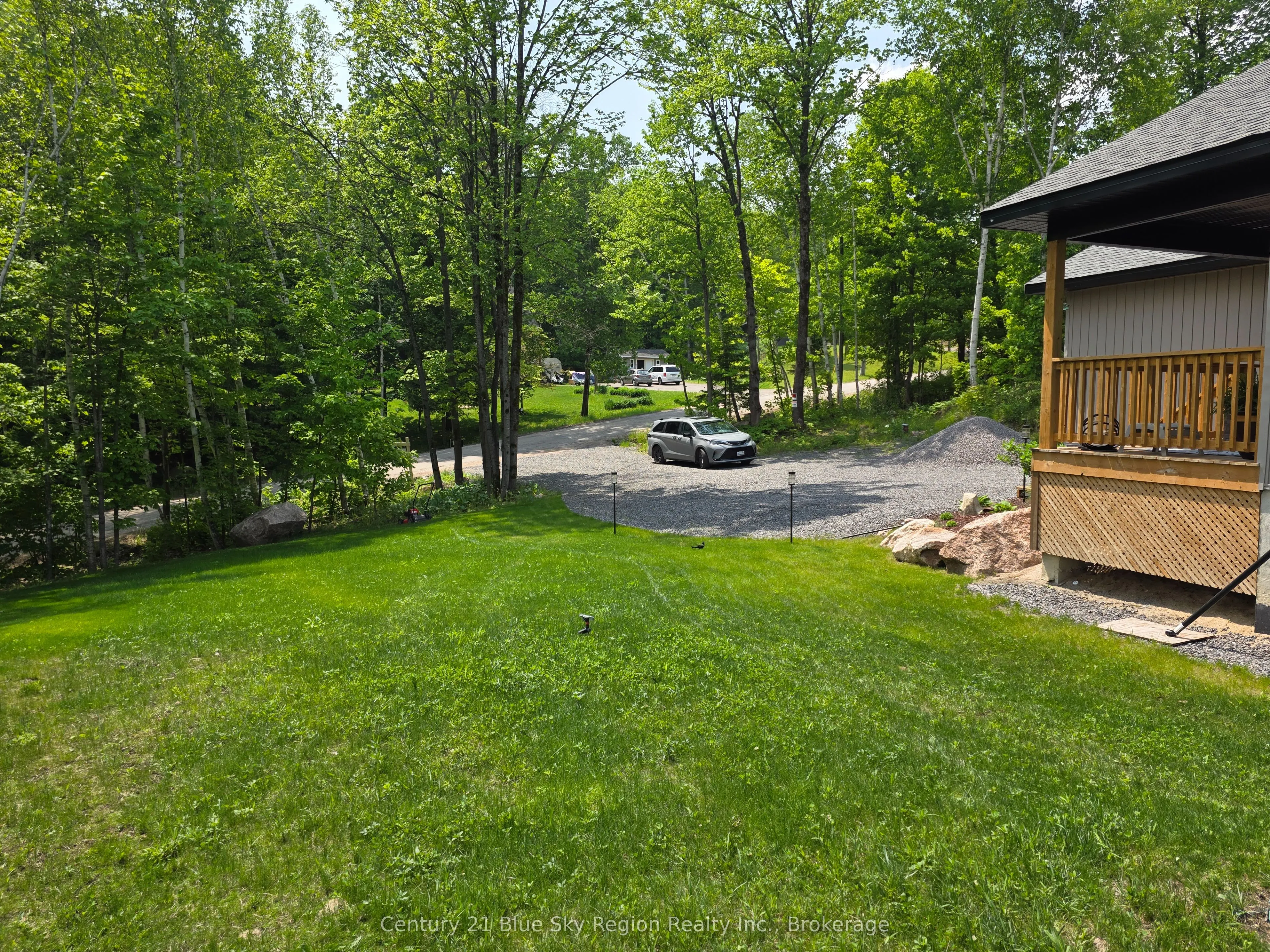 104 GREENWOOD Drive