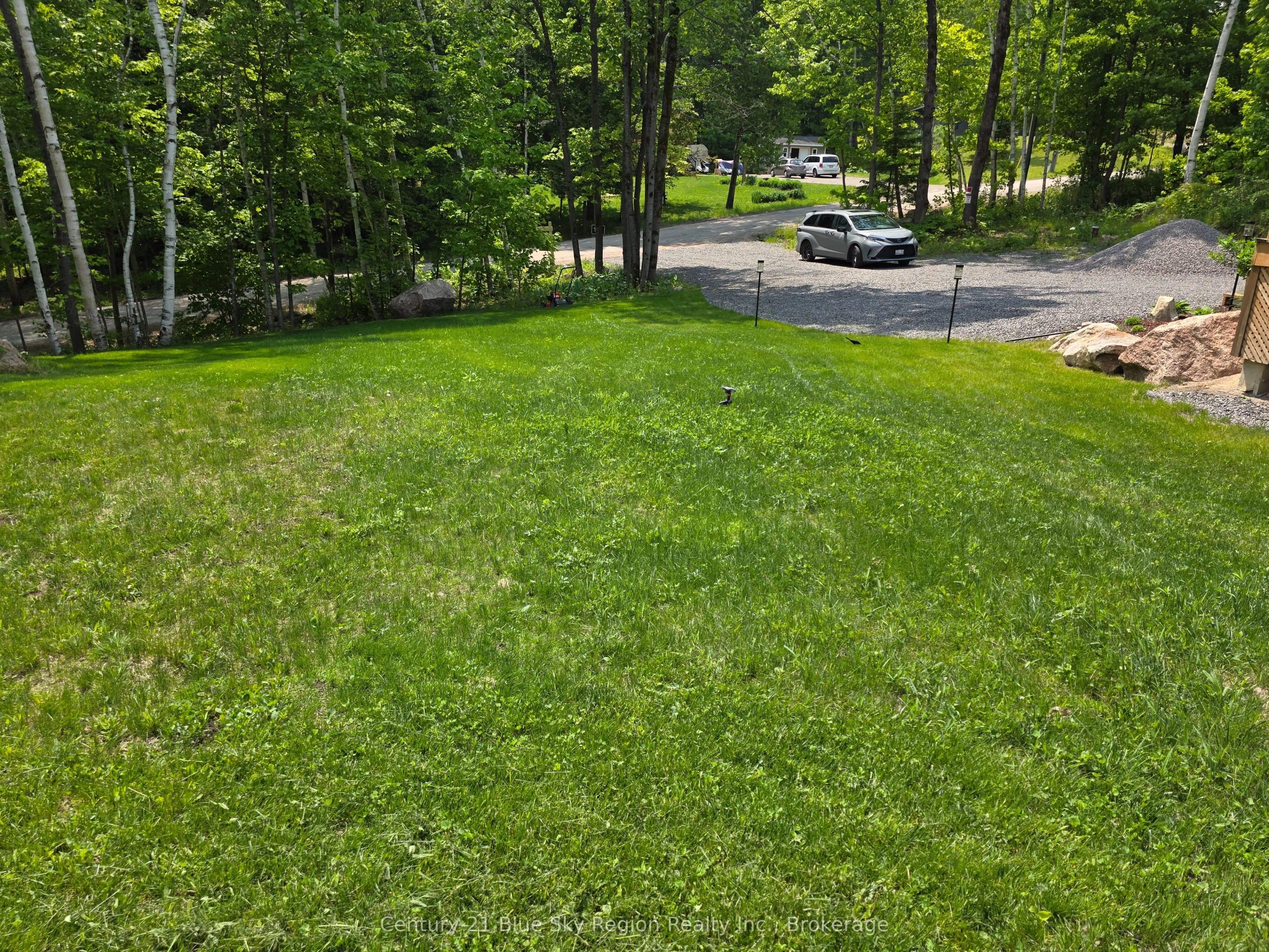 104 GREENWOOD Drive