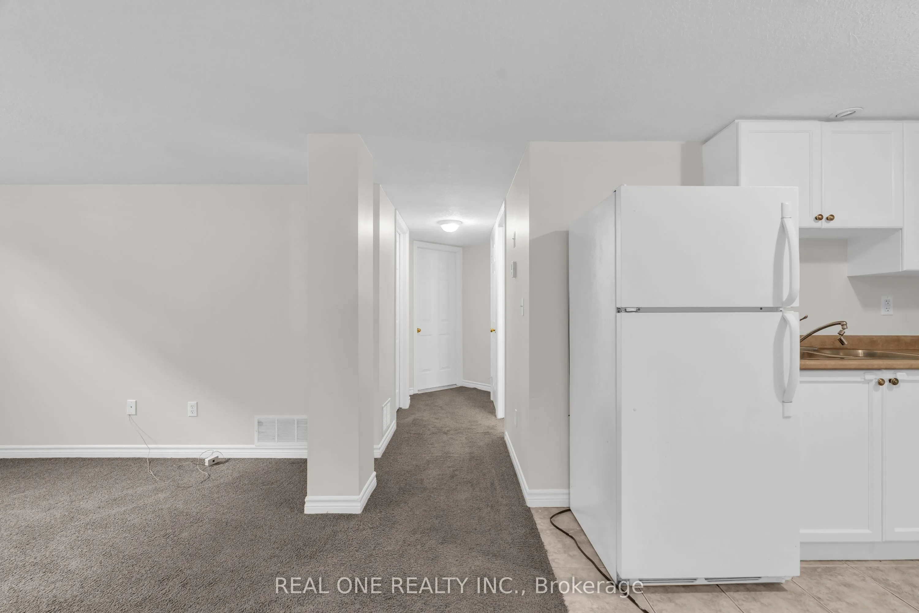 128 Dawn Avenue, #Basement