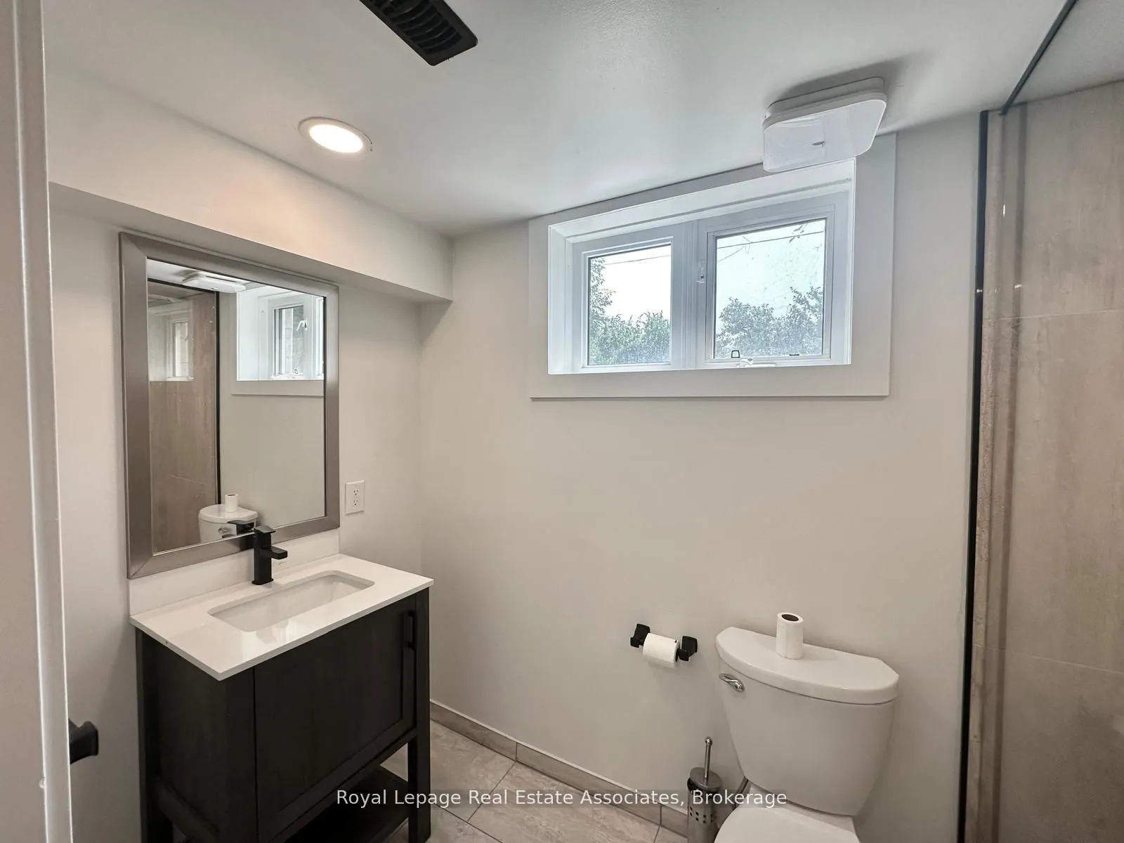 377 Jackson Street W, #Lower