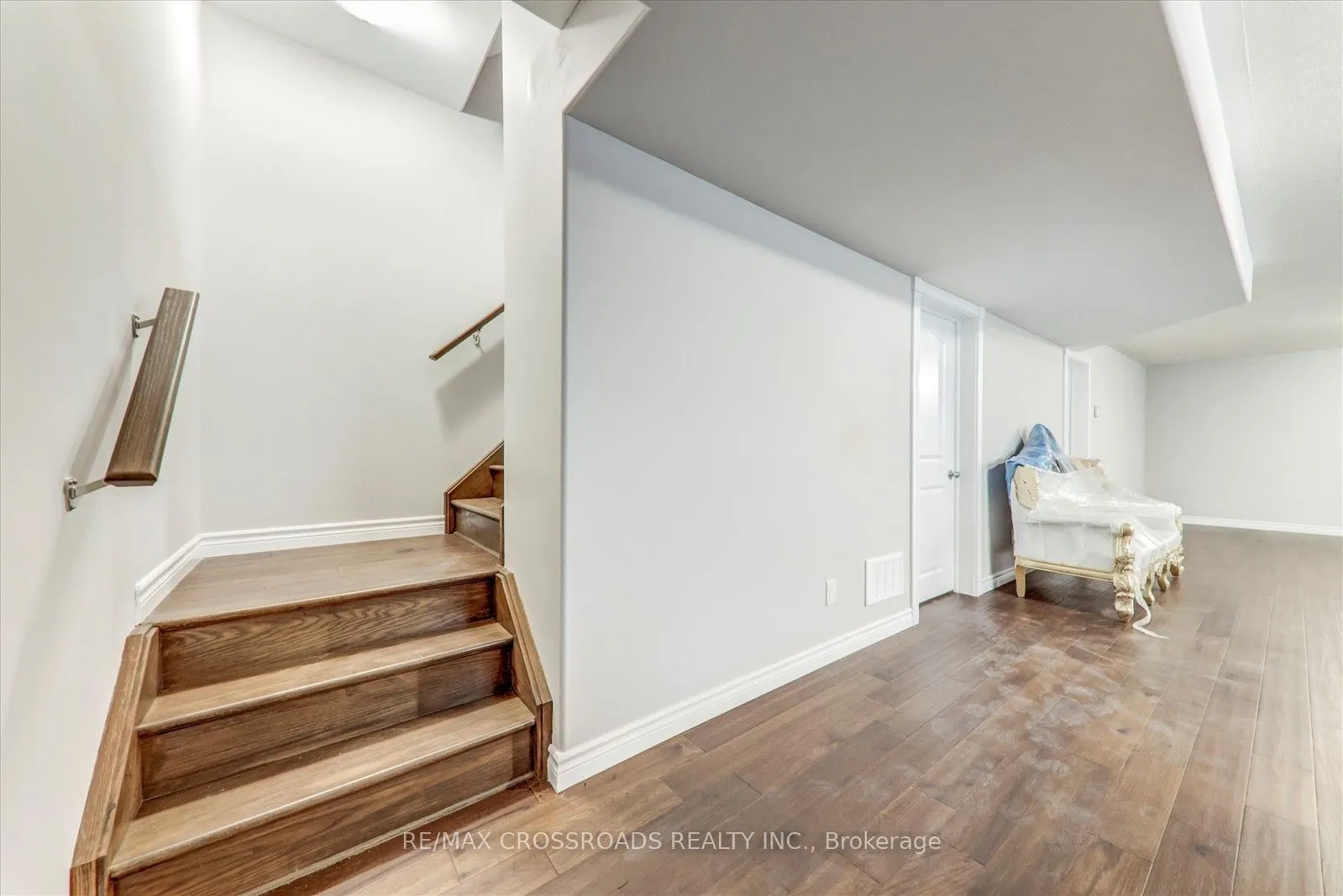 21 Maryann Lane