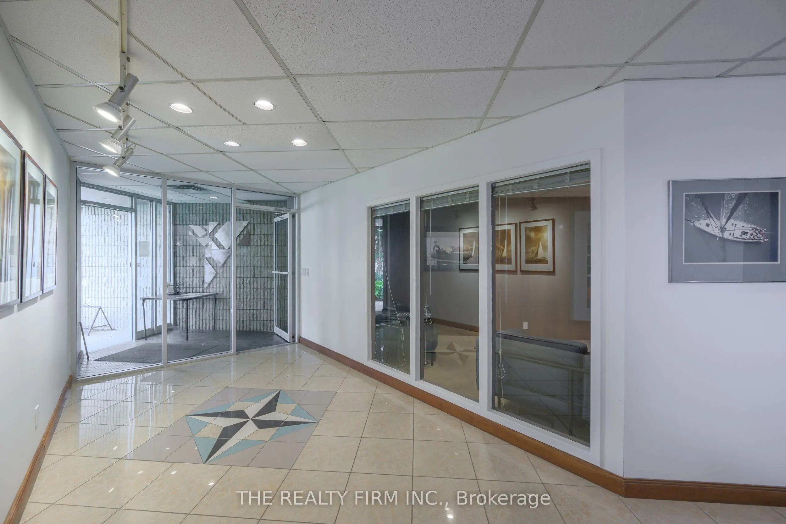 11 Barrie Boulevard