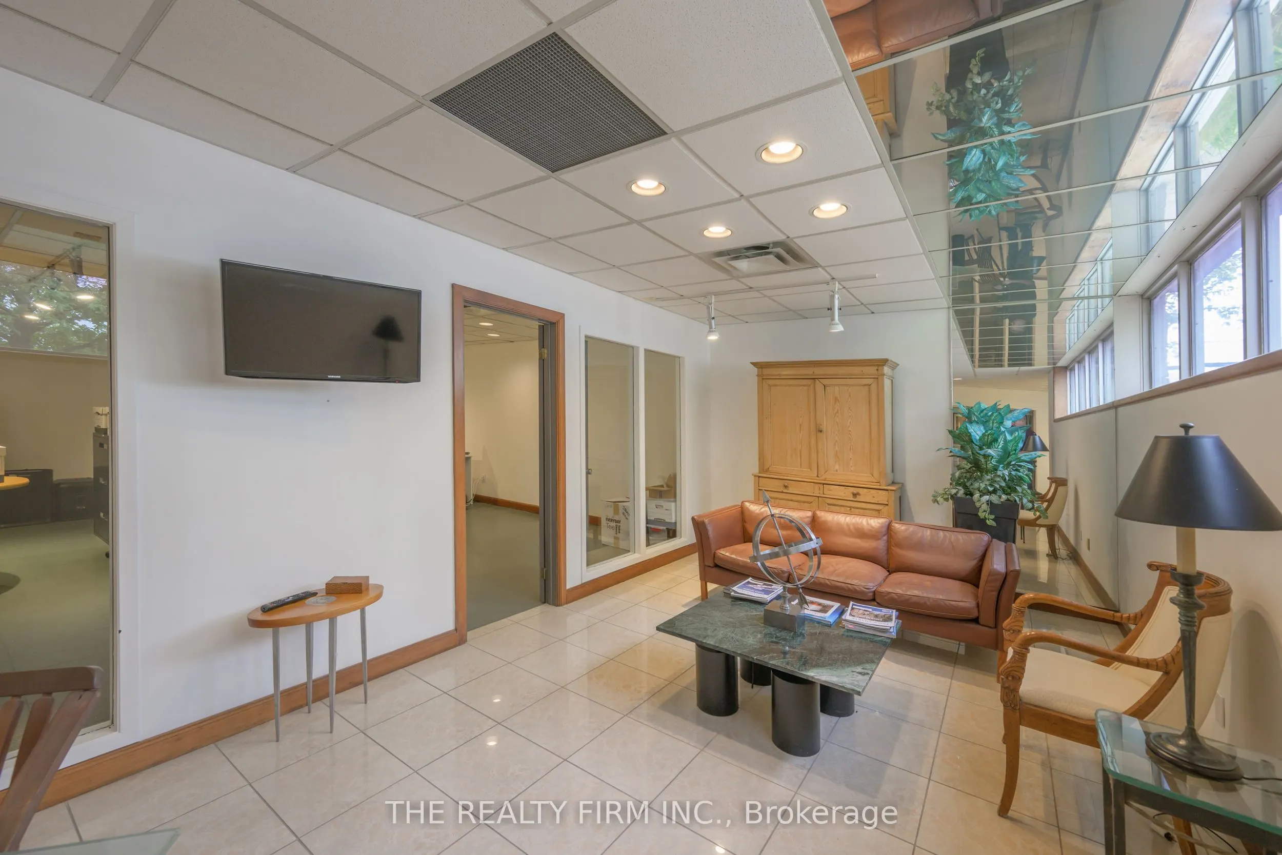 11 Barrie Boulevard