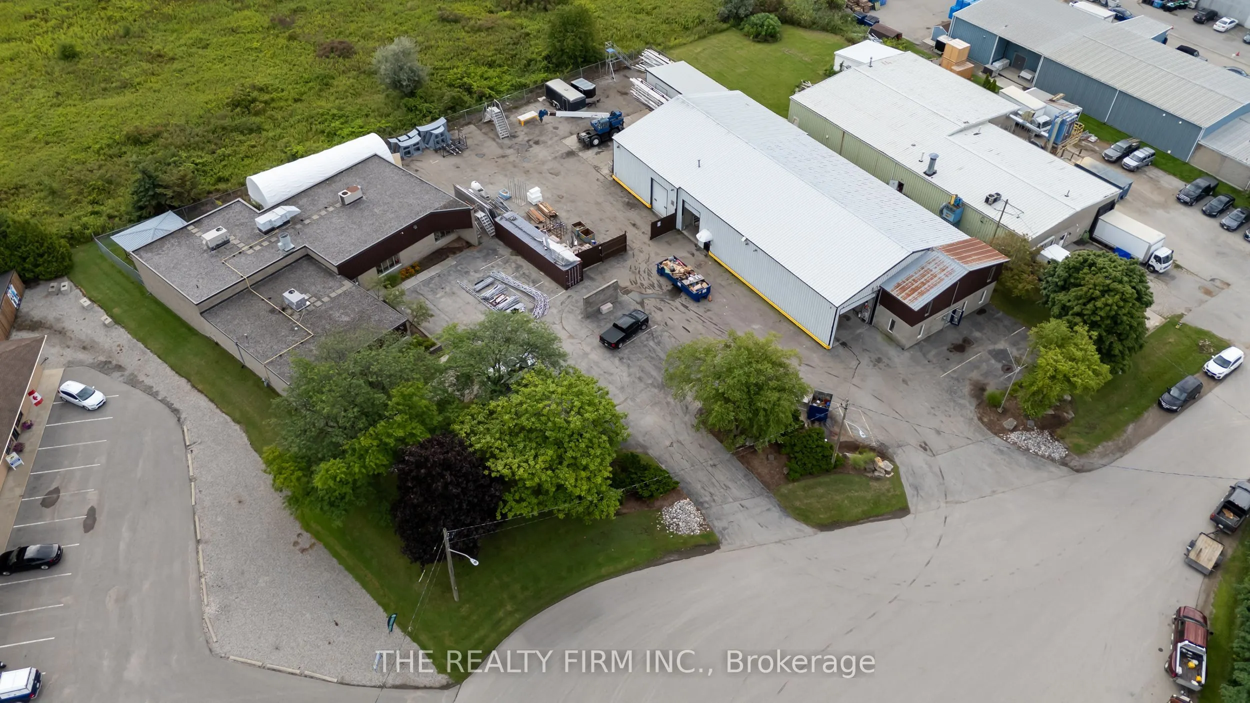11 Barrie Boulevard