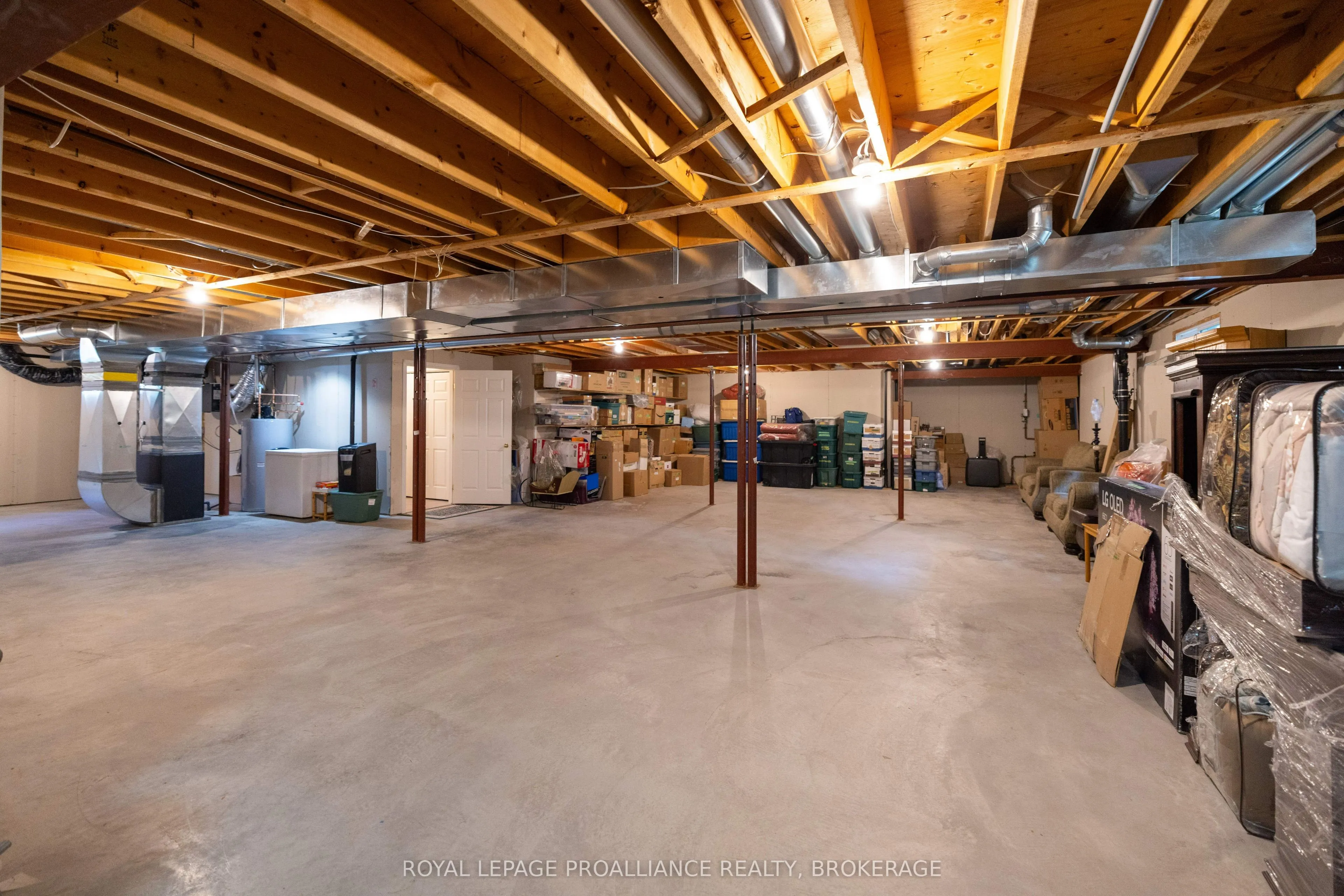 387 Honeywood Avenue