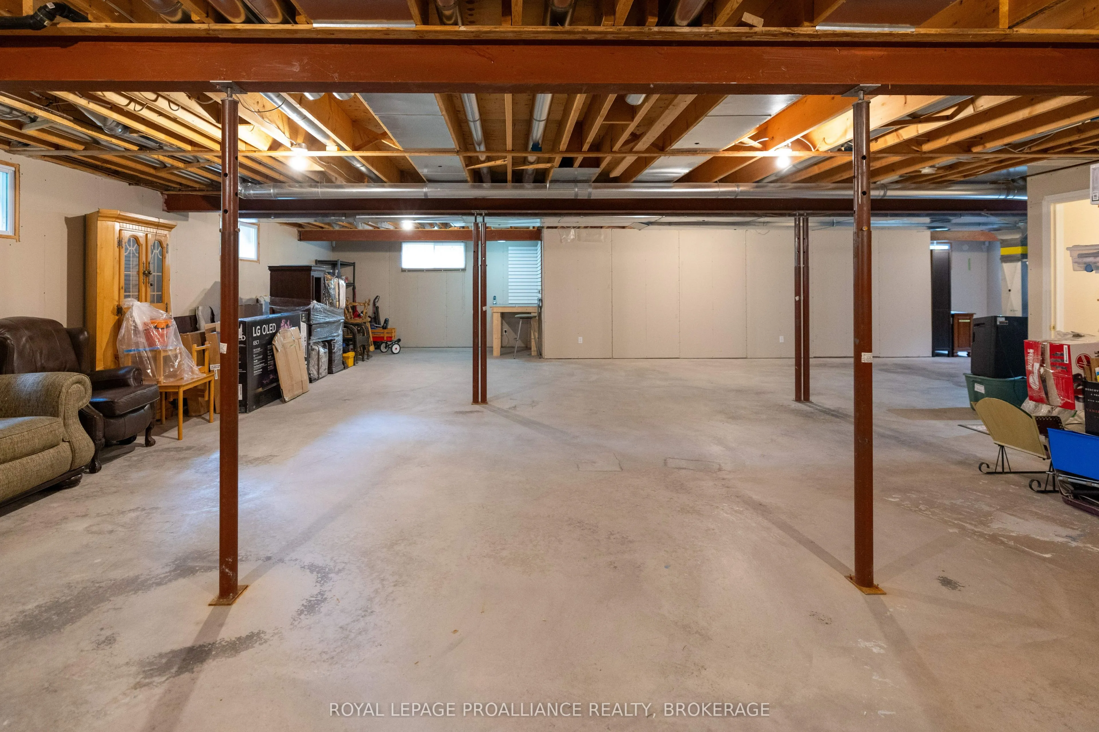 387 Honeywood Avenue