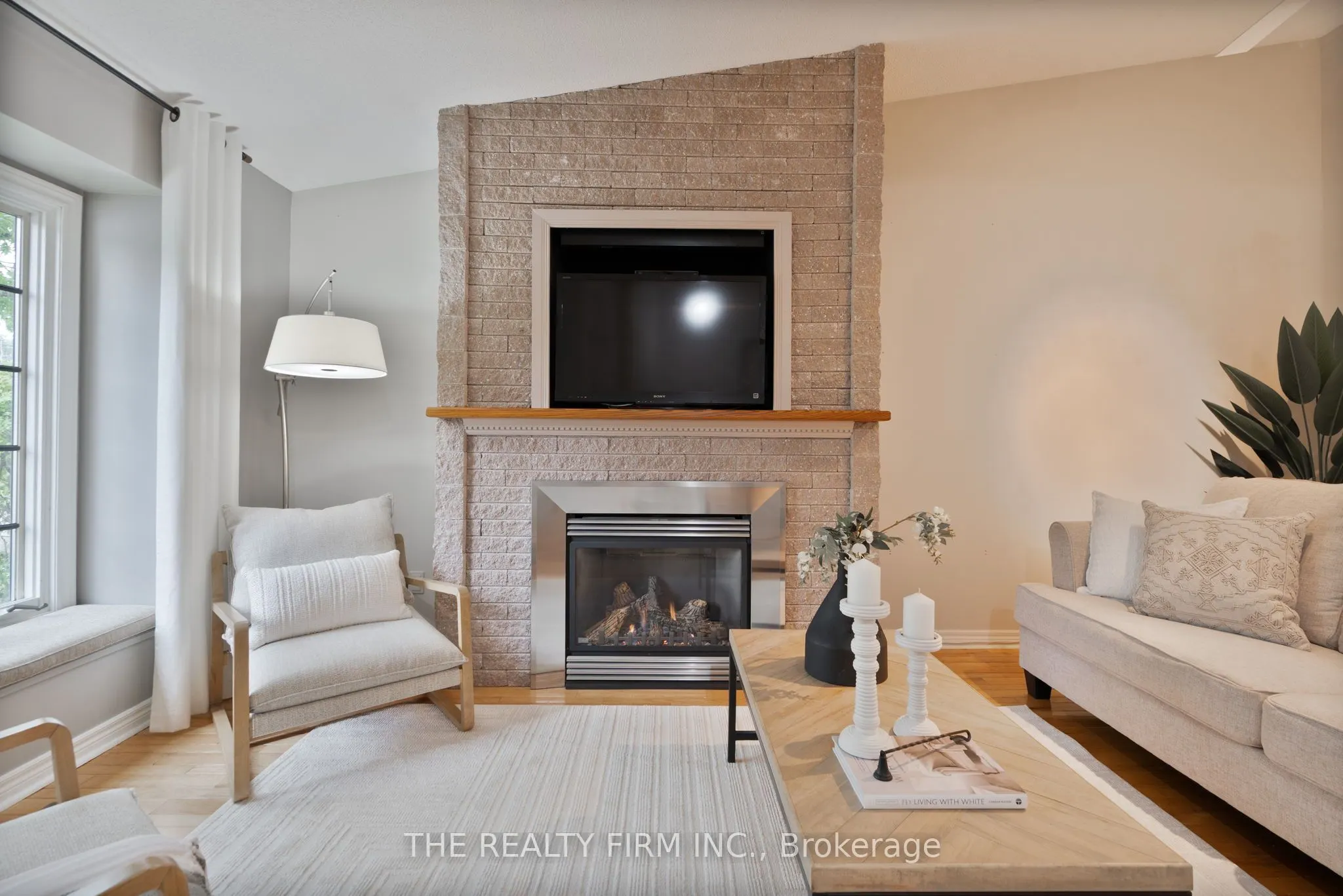 1241 Hamilton Road, #7