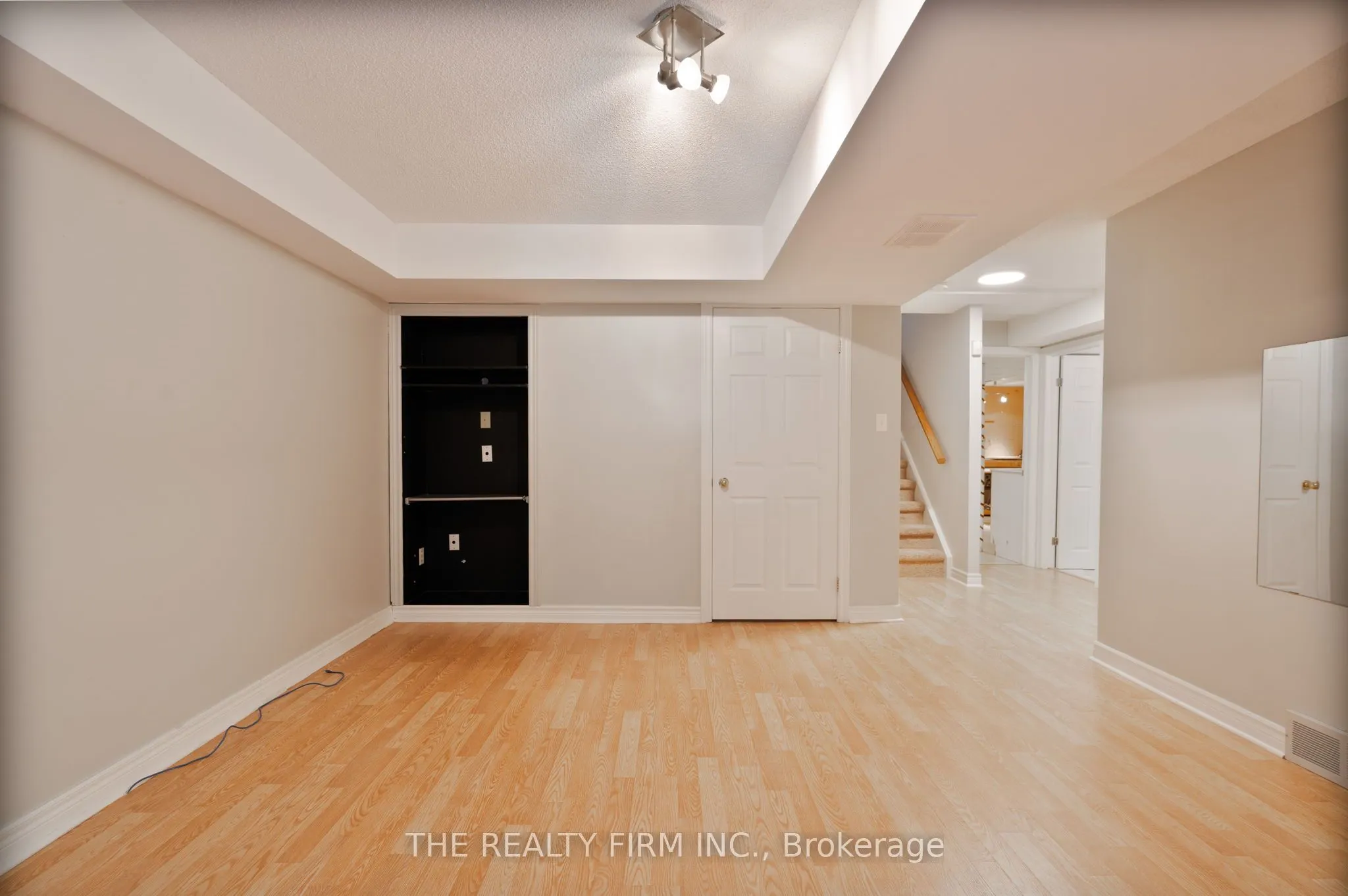 1241 Hamilton Road, #7