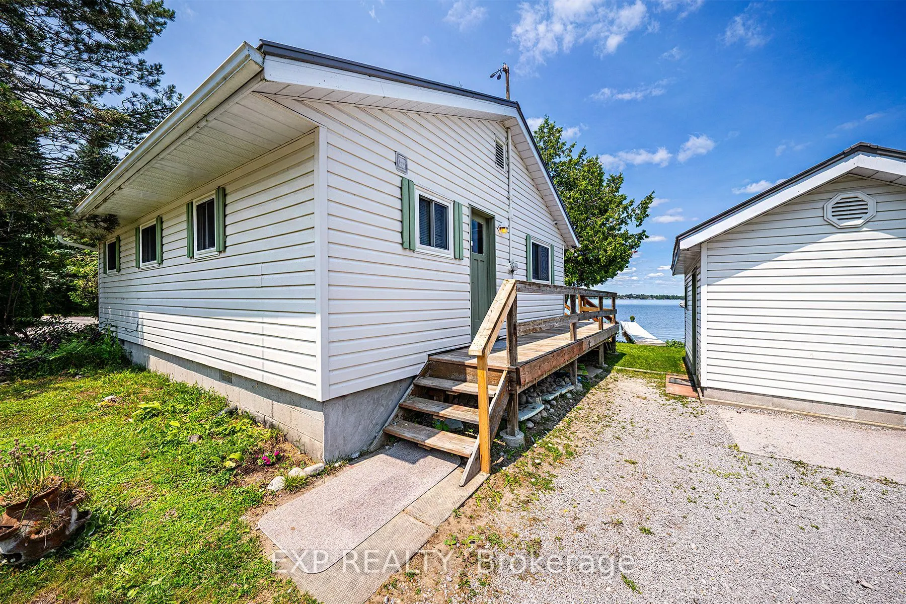 12 Cedar Point Road