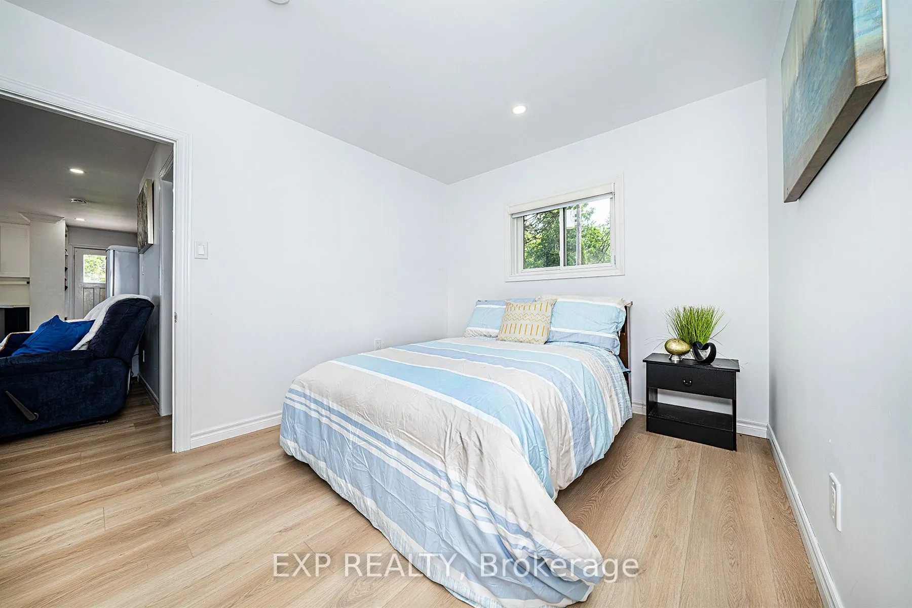 12 Cedar Point Road