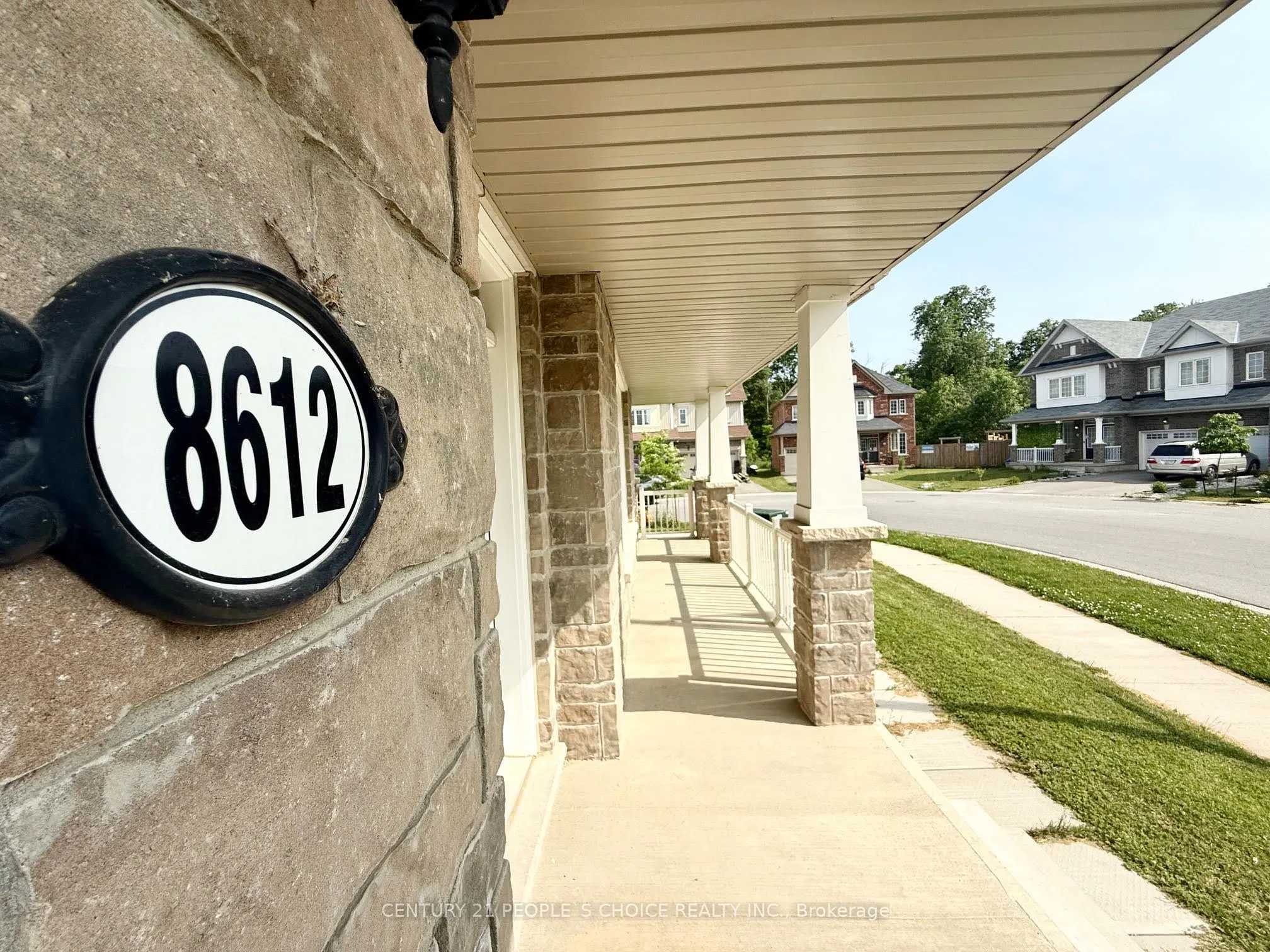 8612 Chickory Trail