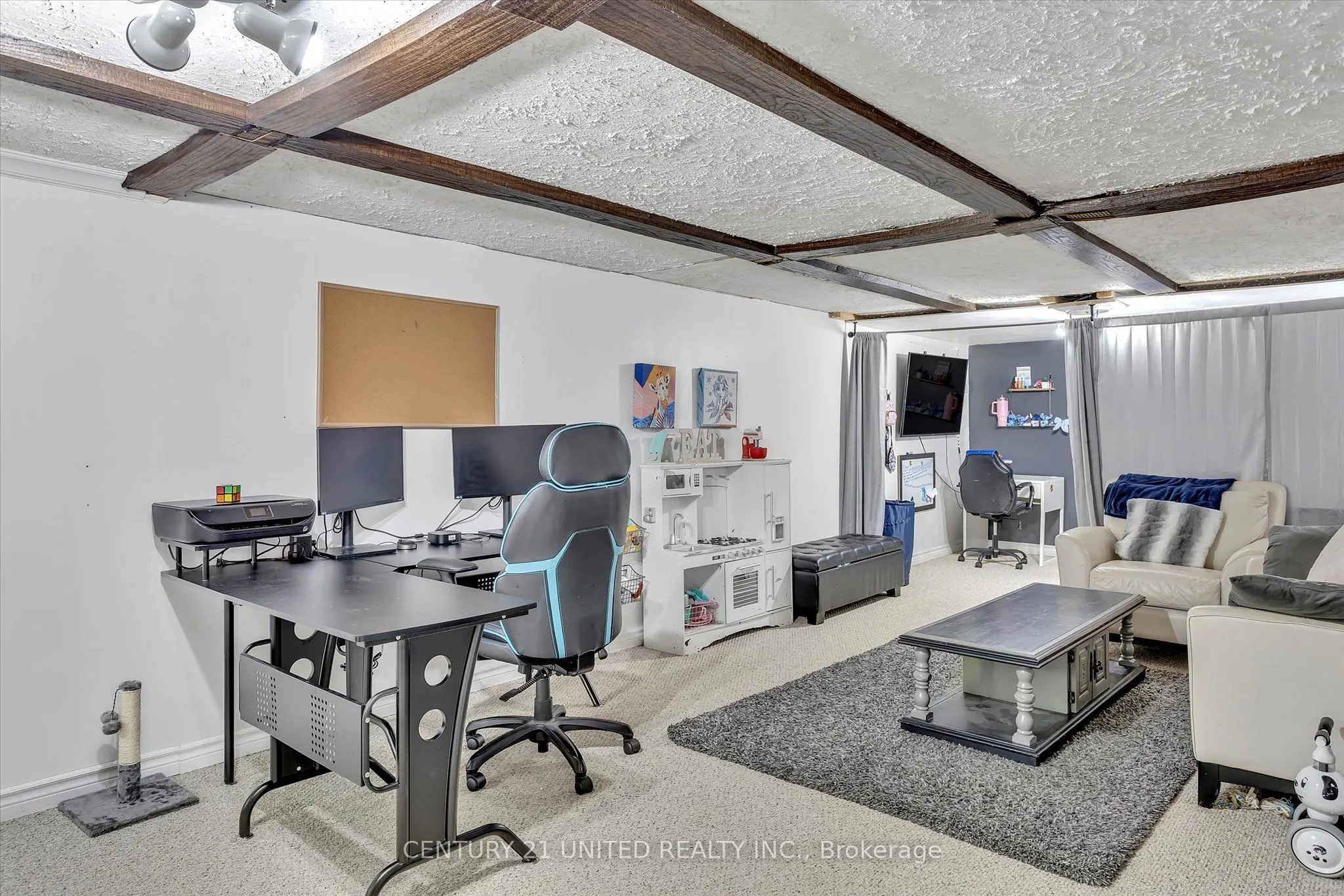 273 Riverview Heights