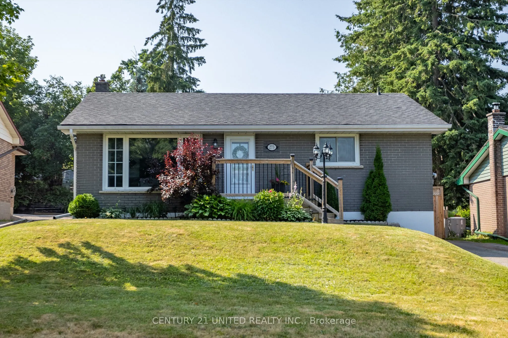 273 Riverview Heights