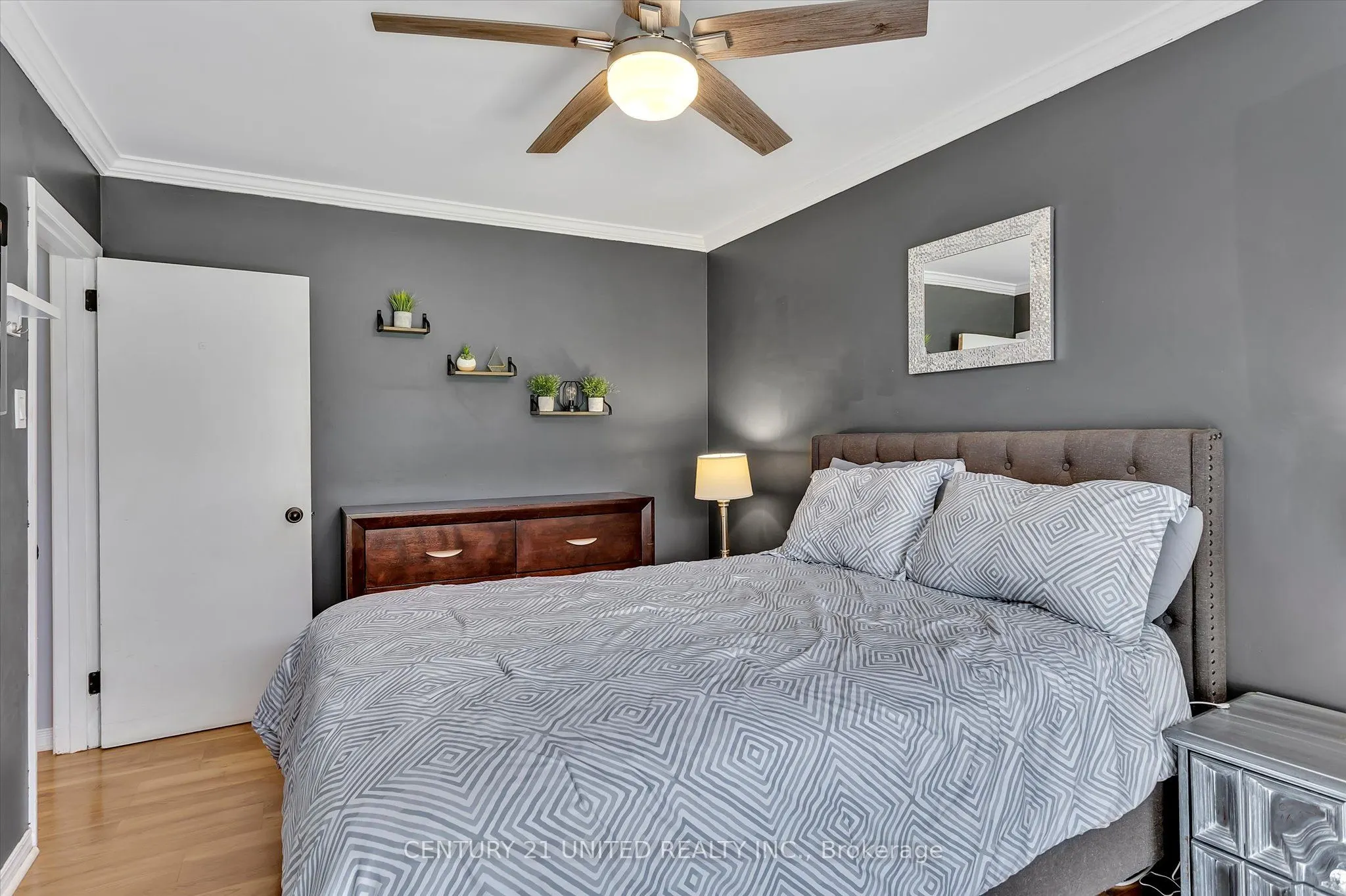 273 Riverview Heights