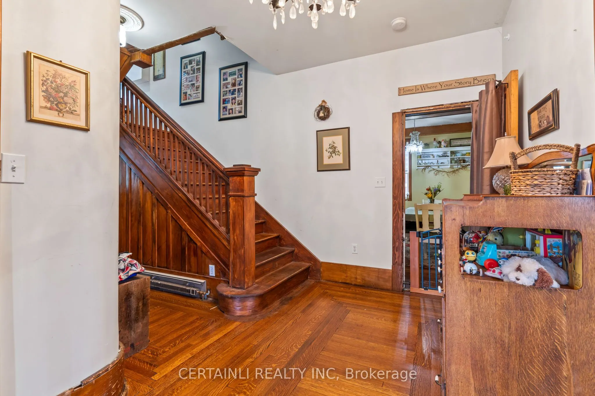 218 London Road
