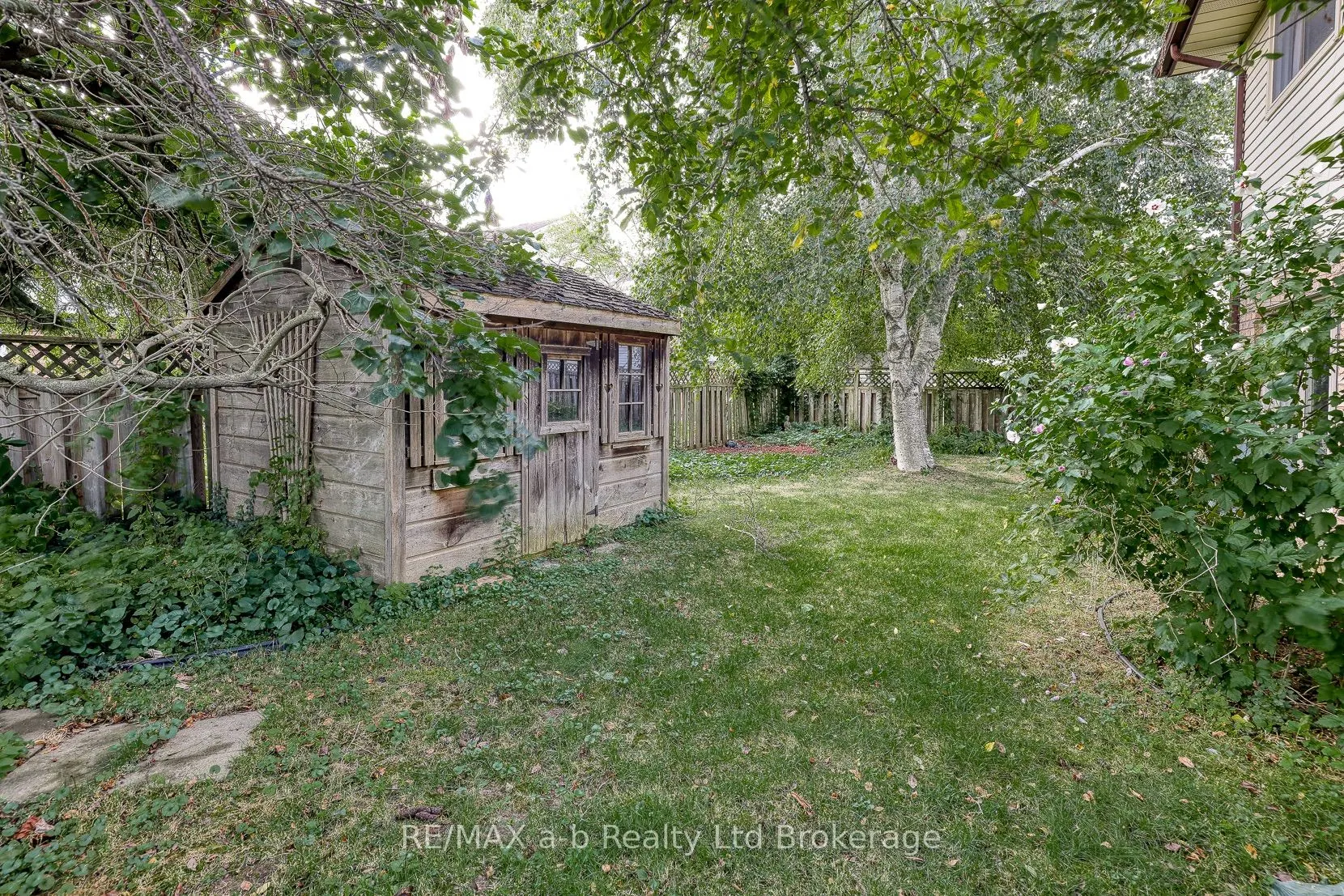 42 John Davies Drive