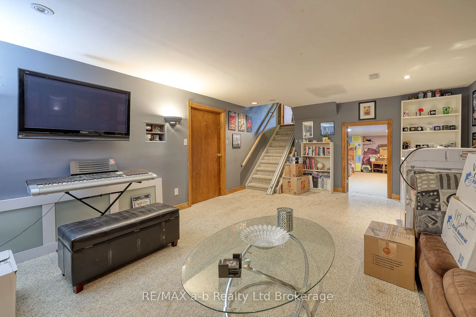 42 John Davies Drive