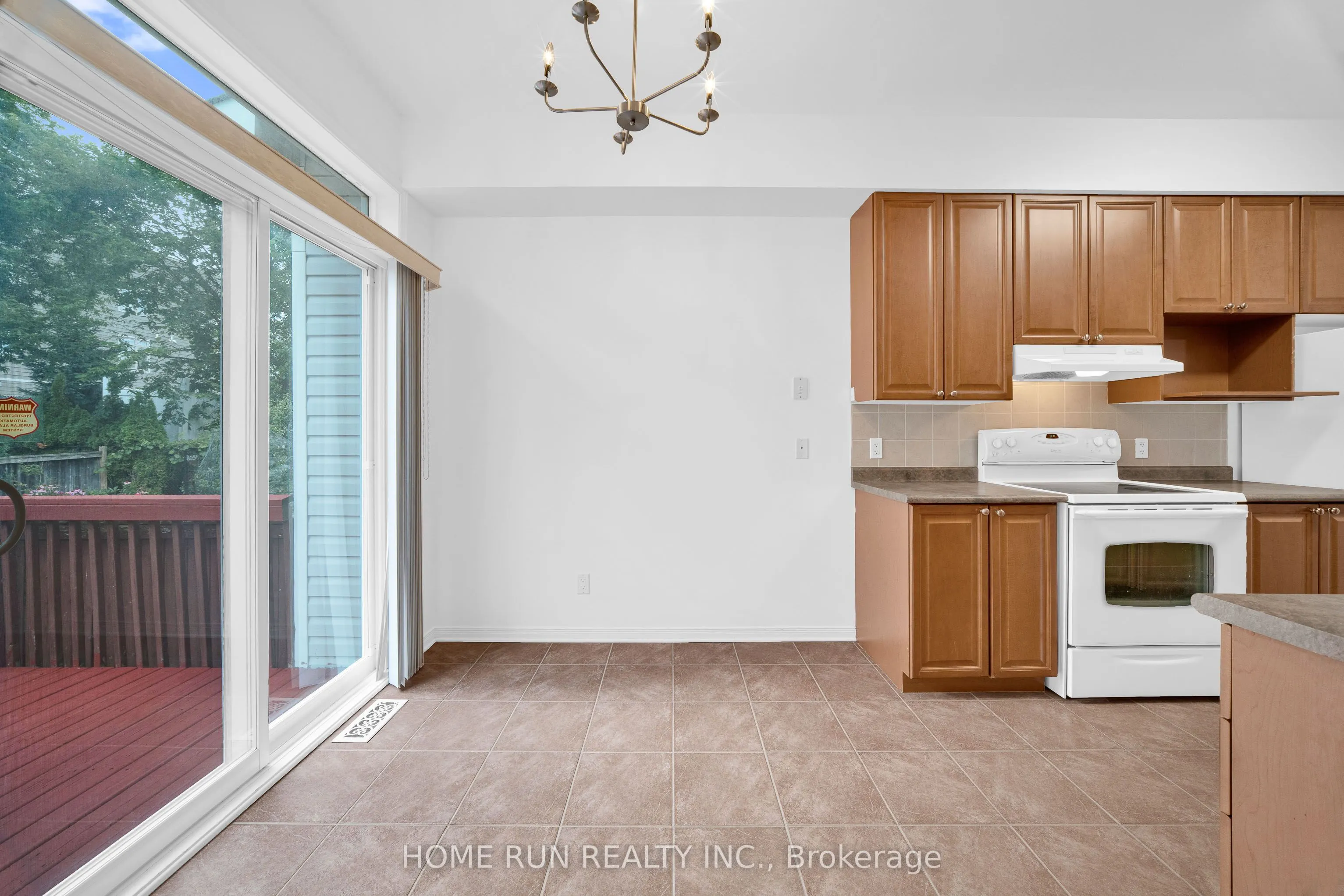 3438 WYMAN Crescent