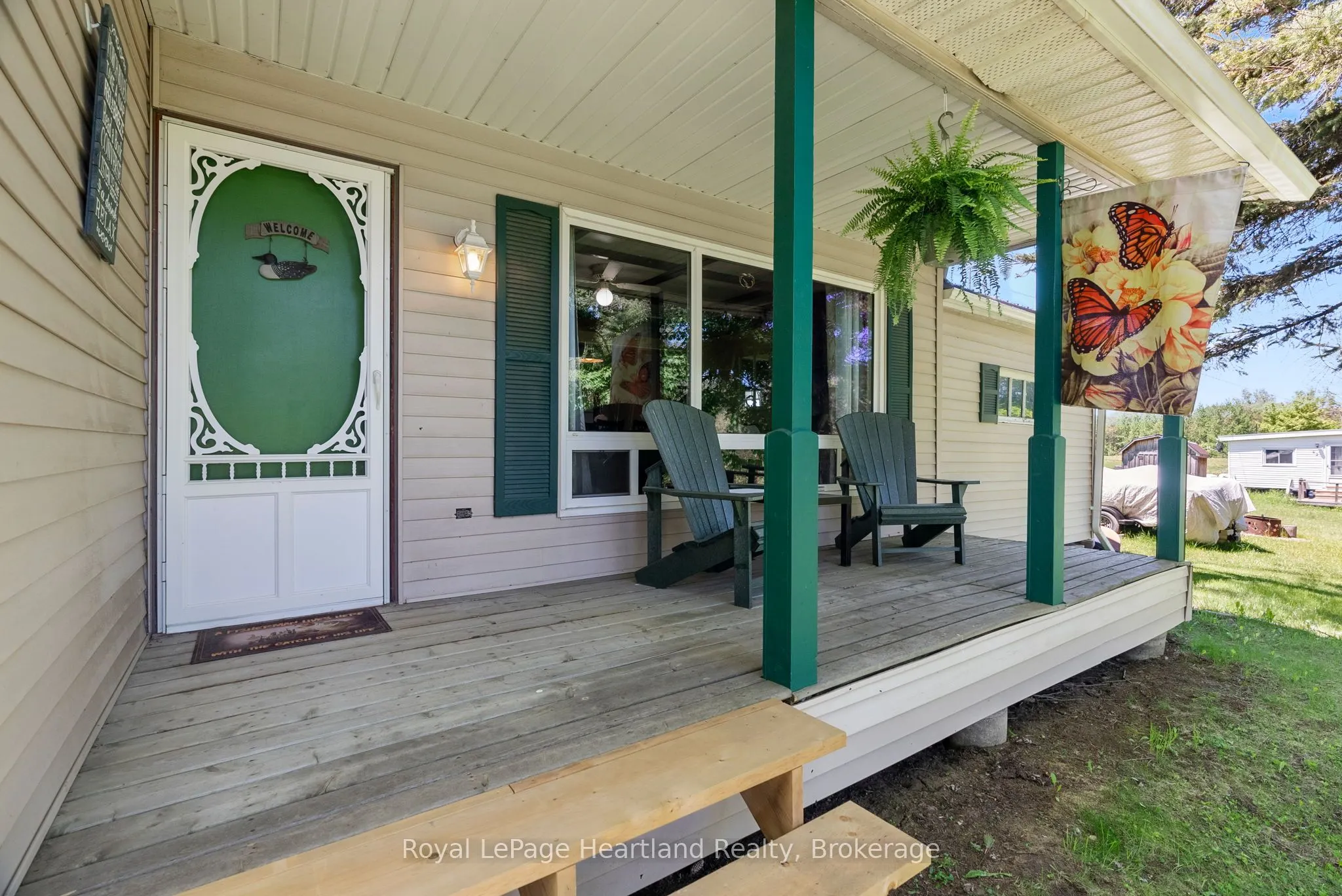 48 Poechman Lane