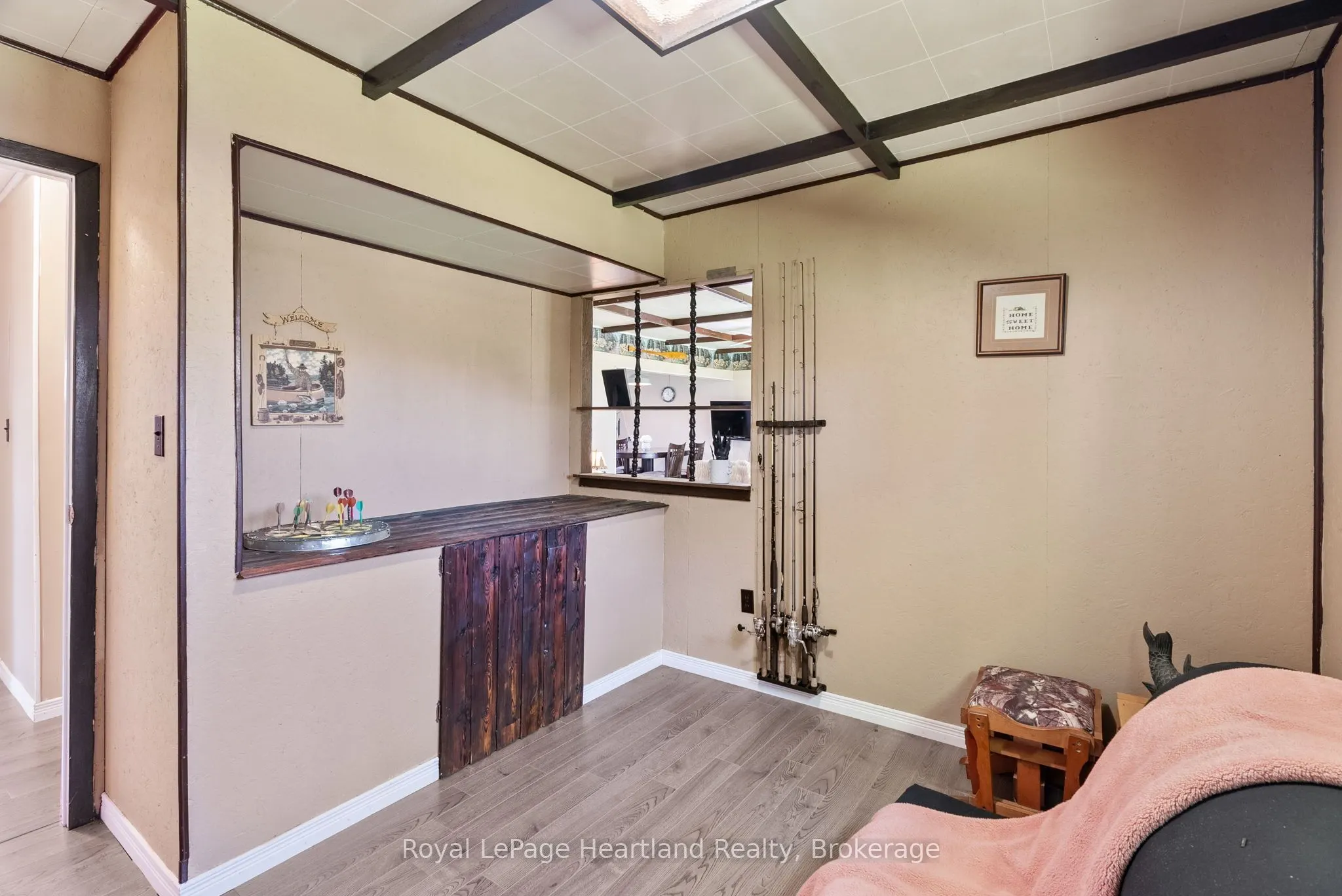 48 Poechman Lane
